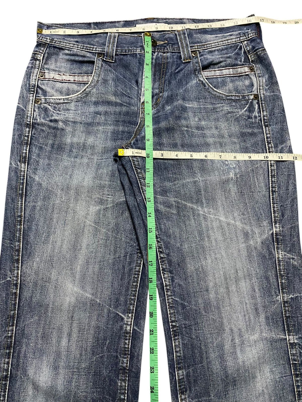 Japanese Brand Vintage Superubis Thunder Fade Wash Distressed Loose Jeans Size US 33 - 11 Thumbnail