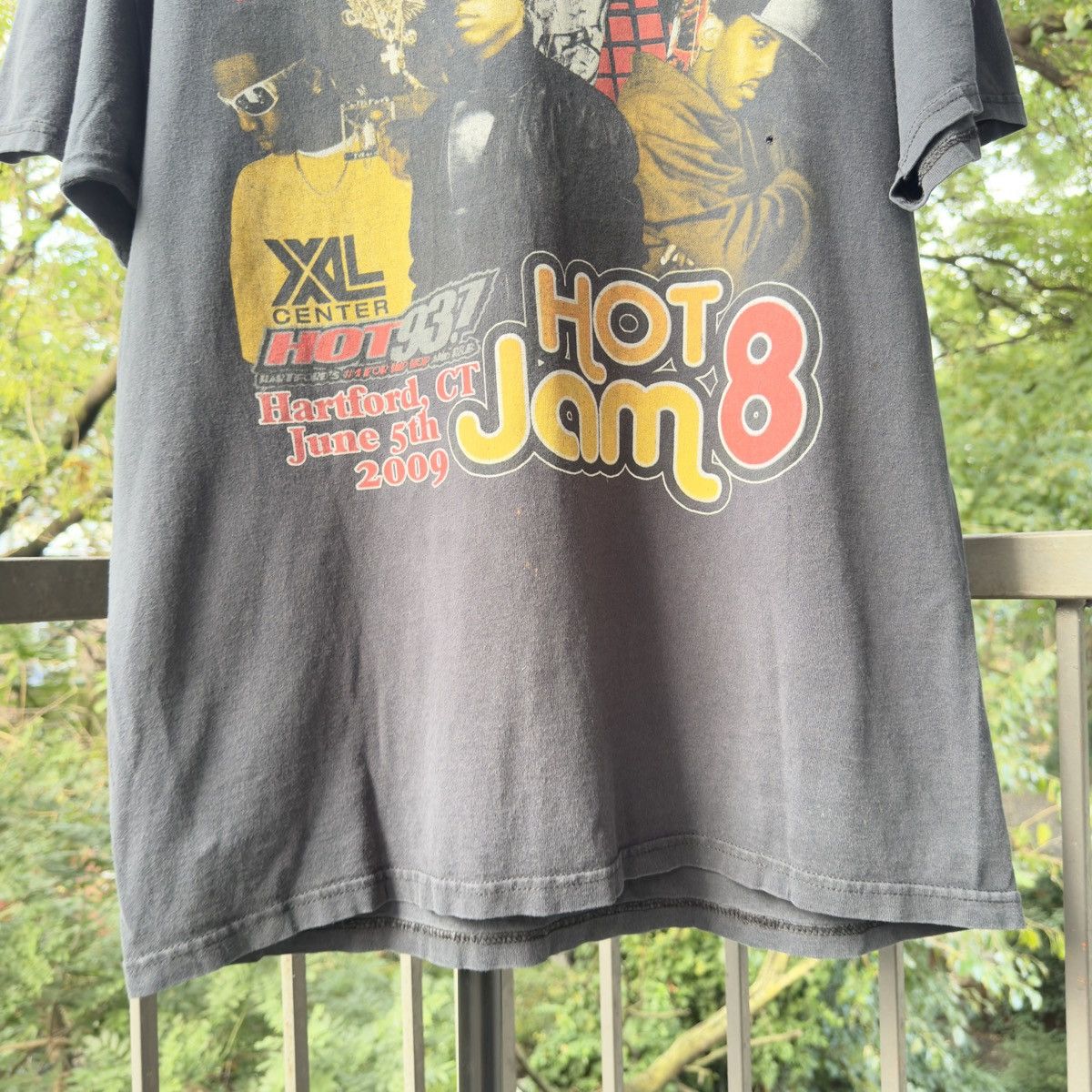 Band Tees 2009 Hot Jam Thrashed Faded Distressed Shirt ERD Grunge Rap Size US L / EU 52-54 / 3 - 7 Thumbnail