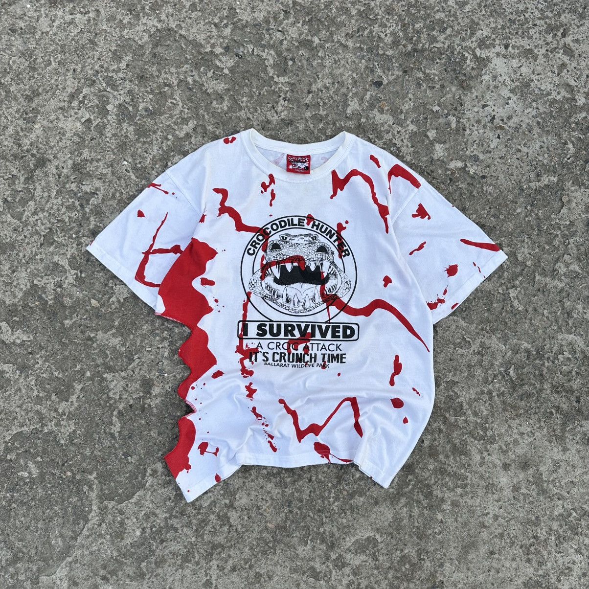 Band Tees × Japanese Brand VTG Japanese Style Shark Attack T-shirts Crocodile Hunter Size US L / EU 52-54 / 3 - 1 Thumbnail