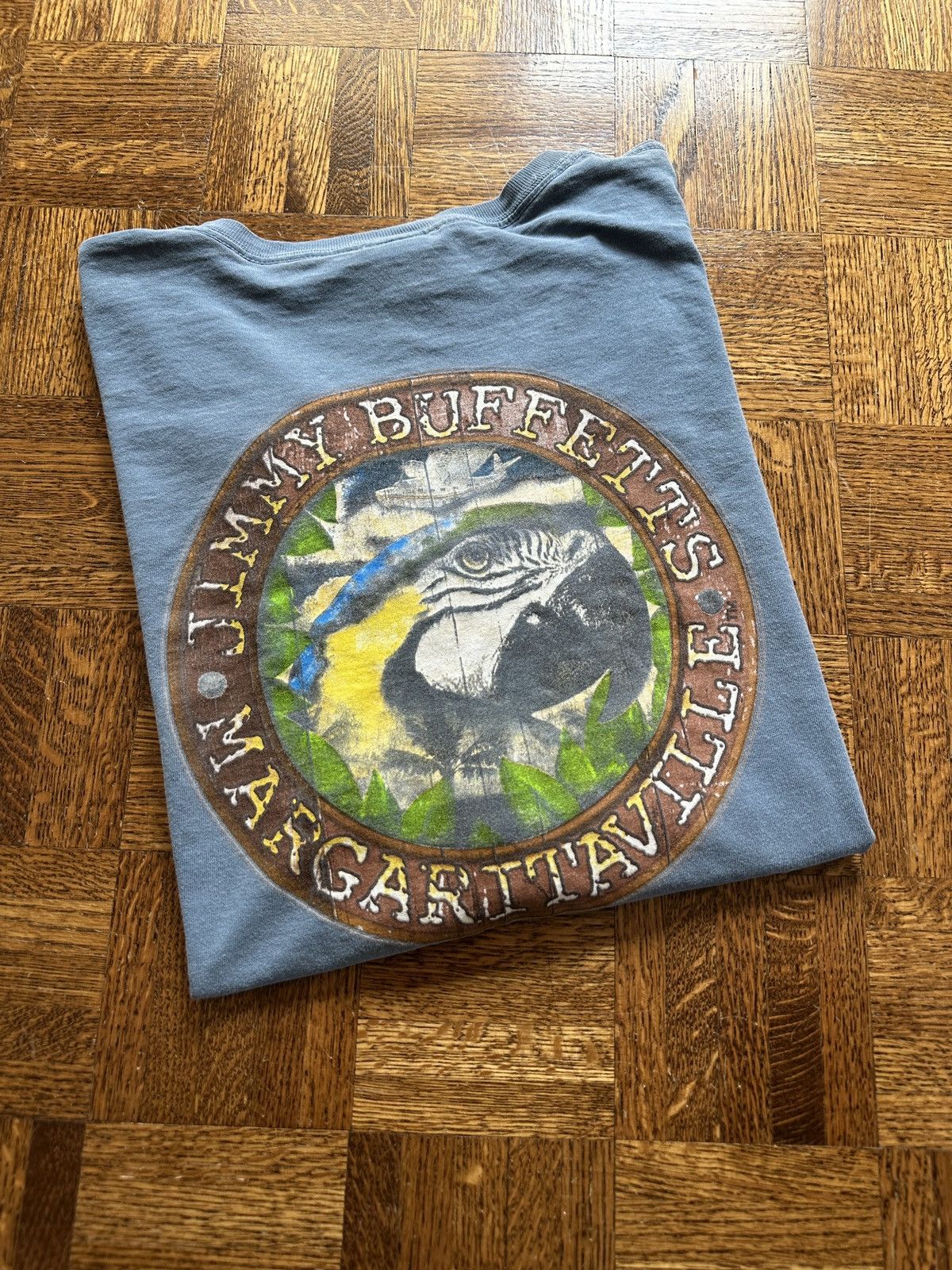 Vintage Y2K Jimmy Buffett Margaritaville Parrot Graphic Tee