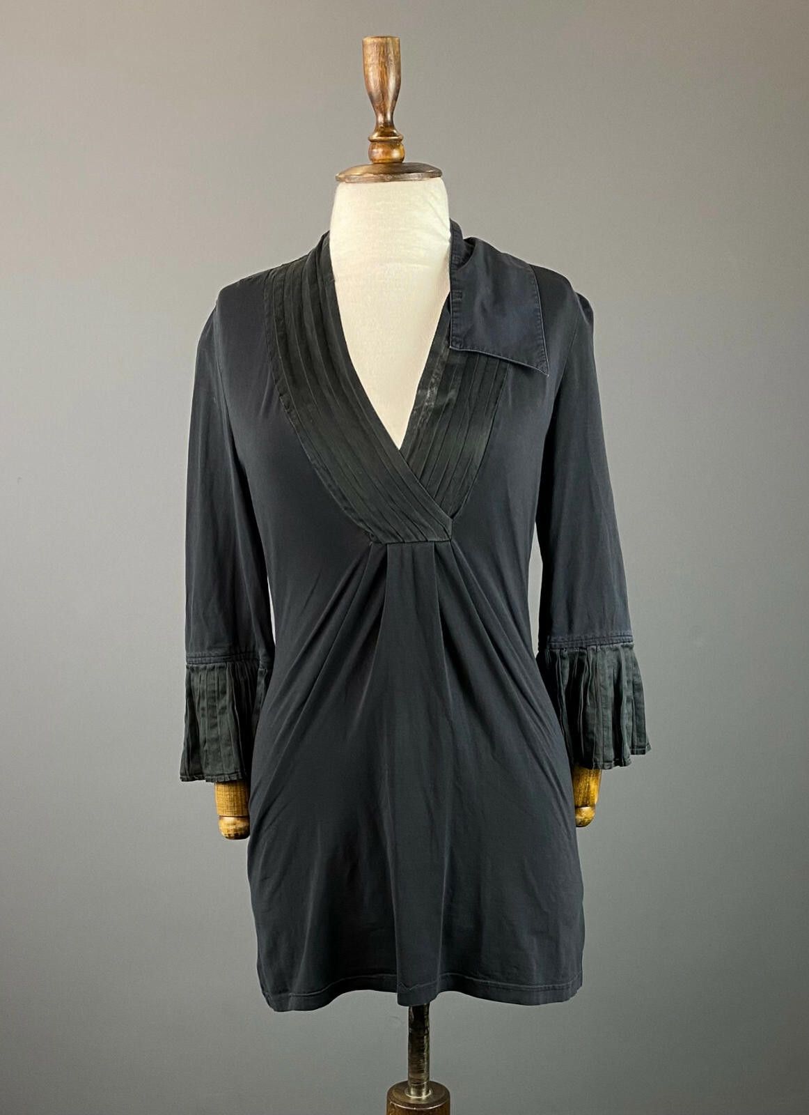 Designer Ladies Anne Fontaine Black V-Neck A-Line Dress Size 38 Size M / US 6-8 / IT 42-44 - 1 Thumbnail