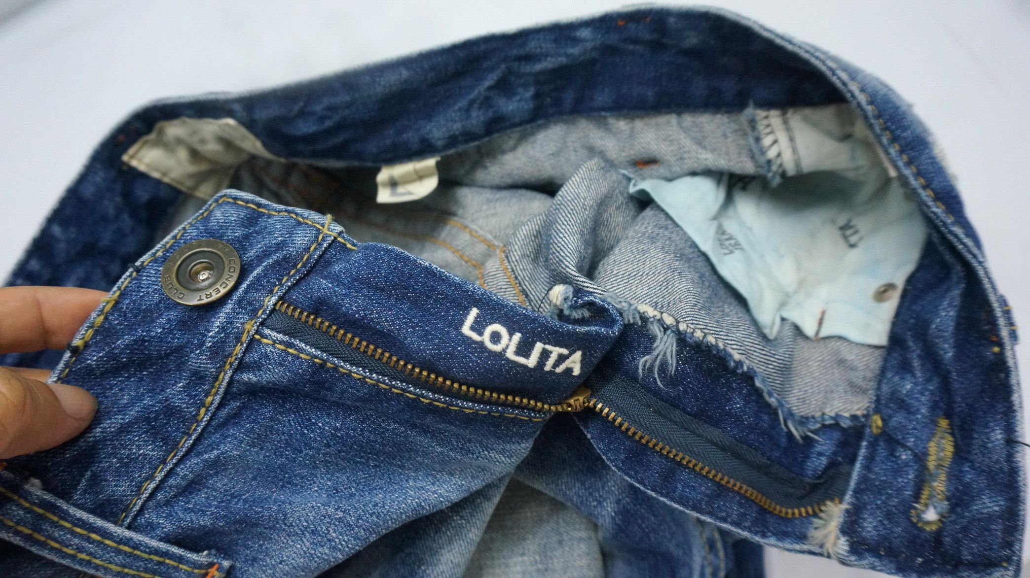 Japanese Brand Lolita by Concert Club Jeans Size US 33 - 8 Thumbnail