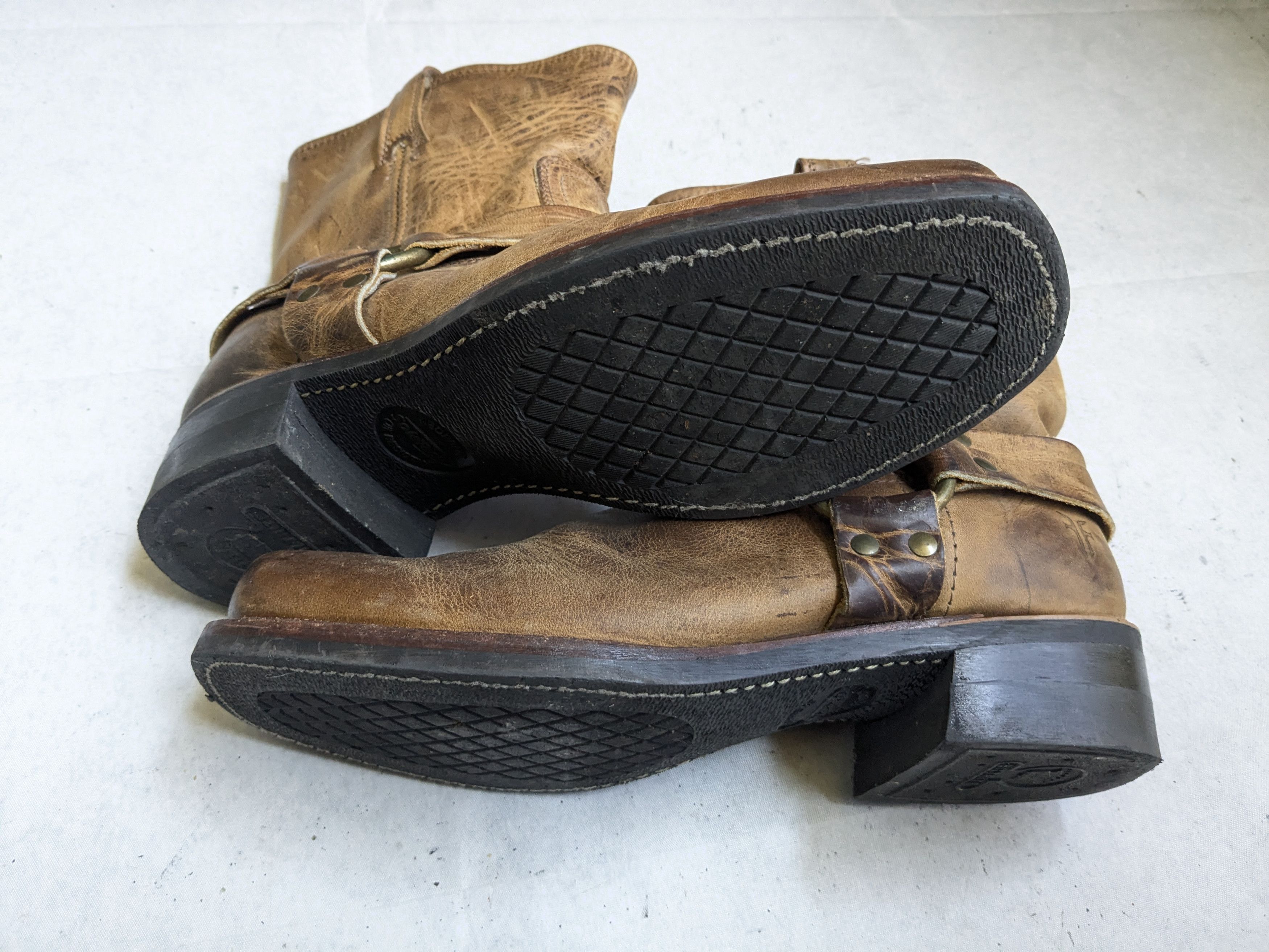 Frye Frye Harness Boots Brown 10 M Leather Buckle Straps Size US 10 / EU 43 - 18 Thumbnail