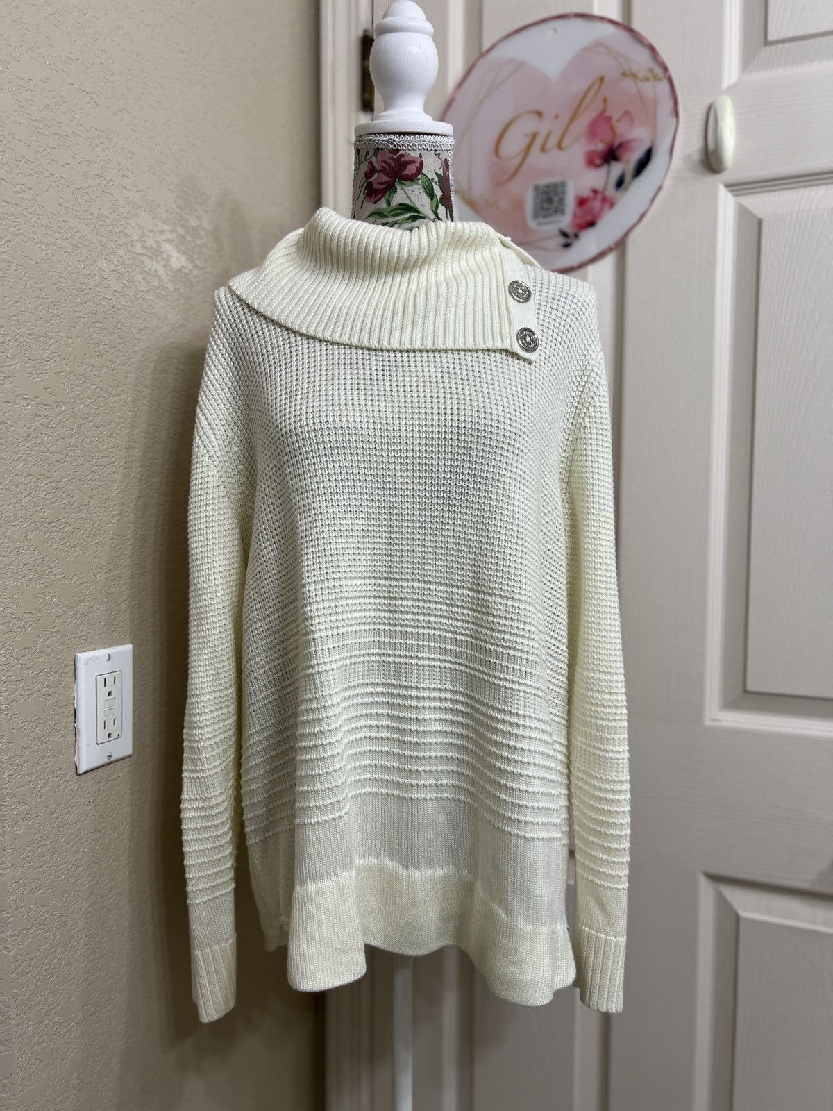Calvin Klein Calvin Klein Cream turtleneck sweater size XL Size XL / US 12-14 / IT 48-50 - 1 Thumbnail