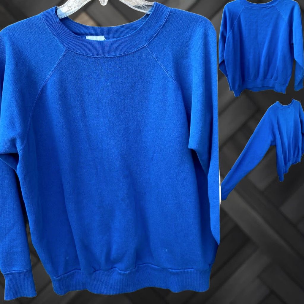 Vintage VINTAGE 20 20 Sport Sweatshirt Long Sleeve Blue Size L Mens Pullover Sweatshirt Jumper Sweater Size US L / EU 52-54 / 3 - 1 Thumbnail