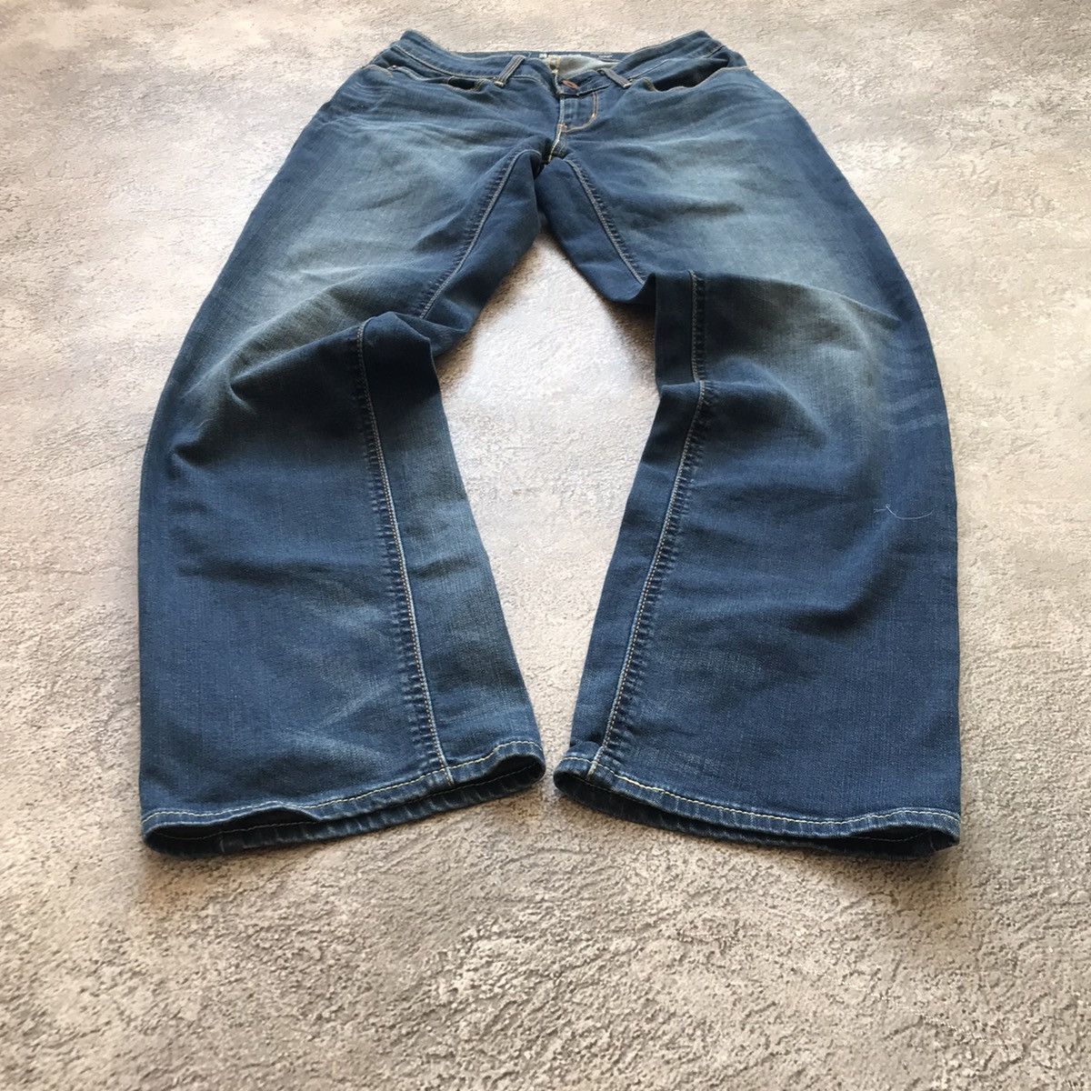 Vintage Vintage 90s Levis Baggy Distressed Jeans Grunge Y2K Logo 28 Size 28" / US 6 / IT 42 - 1 Thumbnail