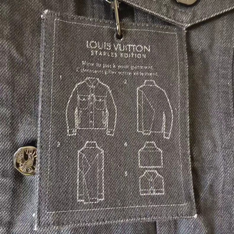 Louis Vuitton Louis Vuitton Solid chest-patterned lapel denim jacket Size US M / EU 48-50 / 2 - 3 Thumbnail
