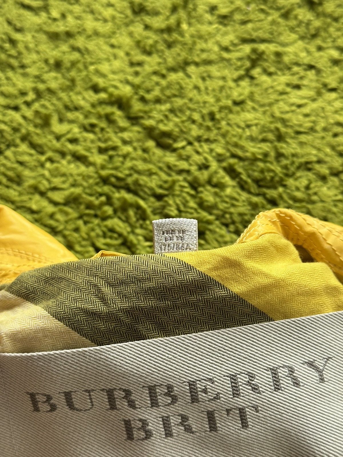 Burberry Burberry Brit yellow raincoat jacket Size M / US 6-8 / IT 42-44 - 7 Thumbnail