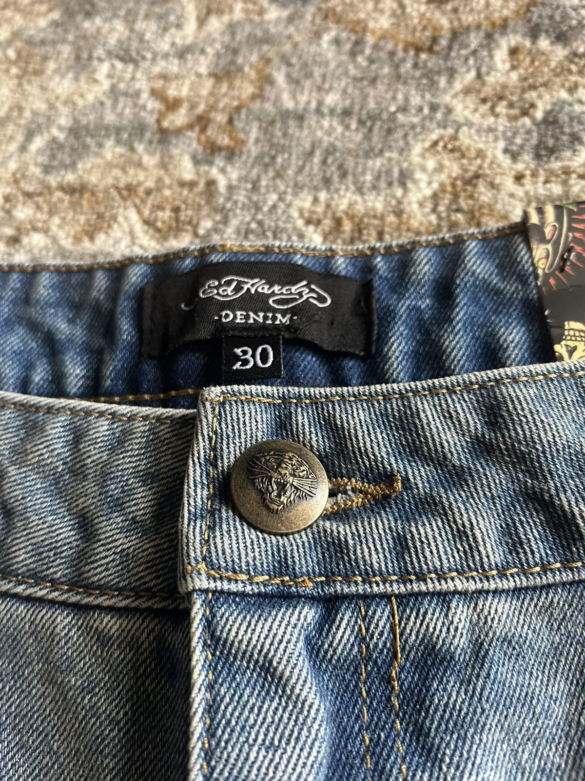 Ed Hardy BORN FREE MINI SHORTS Size 30" / US 8 / IT 44 - 8 Thumbnail