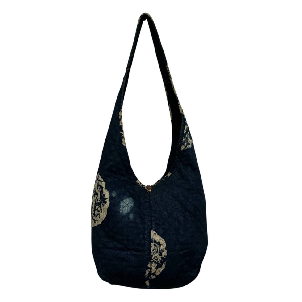 45rpm Vtg 45R 45rpm Quilted Indigo Batik Hobo Bag Made in Japan Size ONE SIZE - 2 Thumbnail