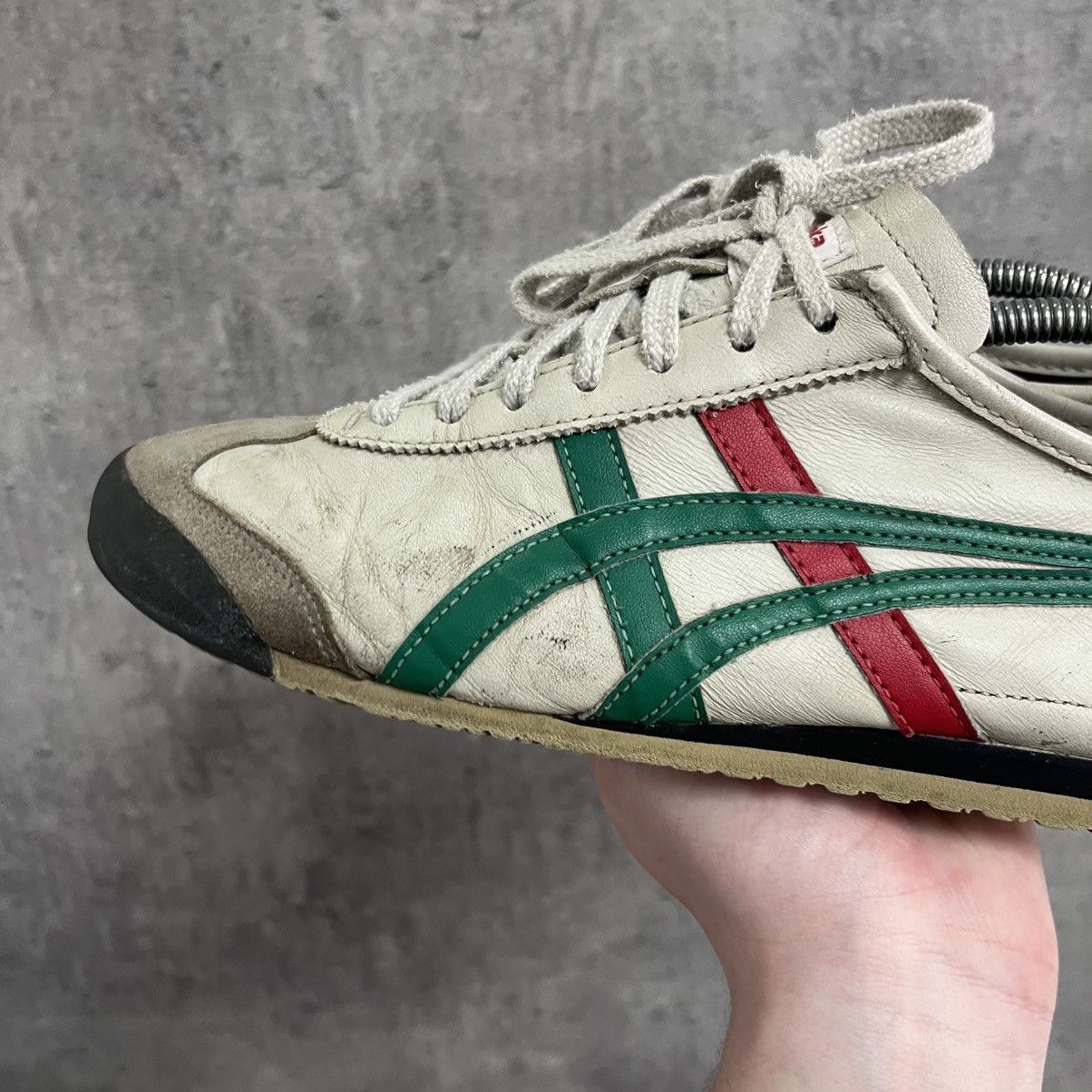 Asics Vintage Asics Onitsuka Tiger Mexico 66 Kill Bill Y2K Size US 9 / EU 42 - 10 Thumbnail
