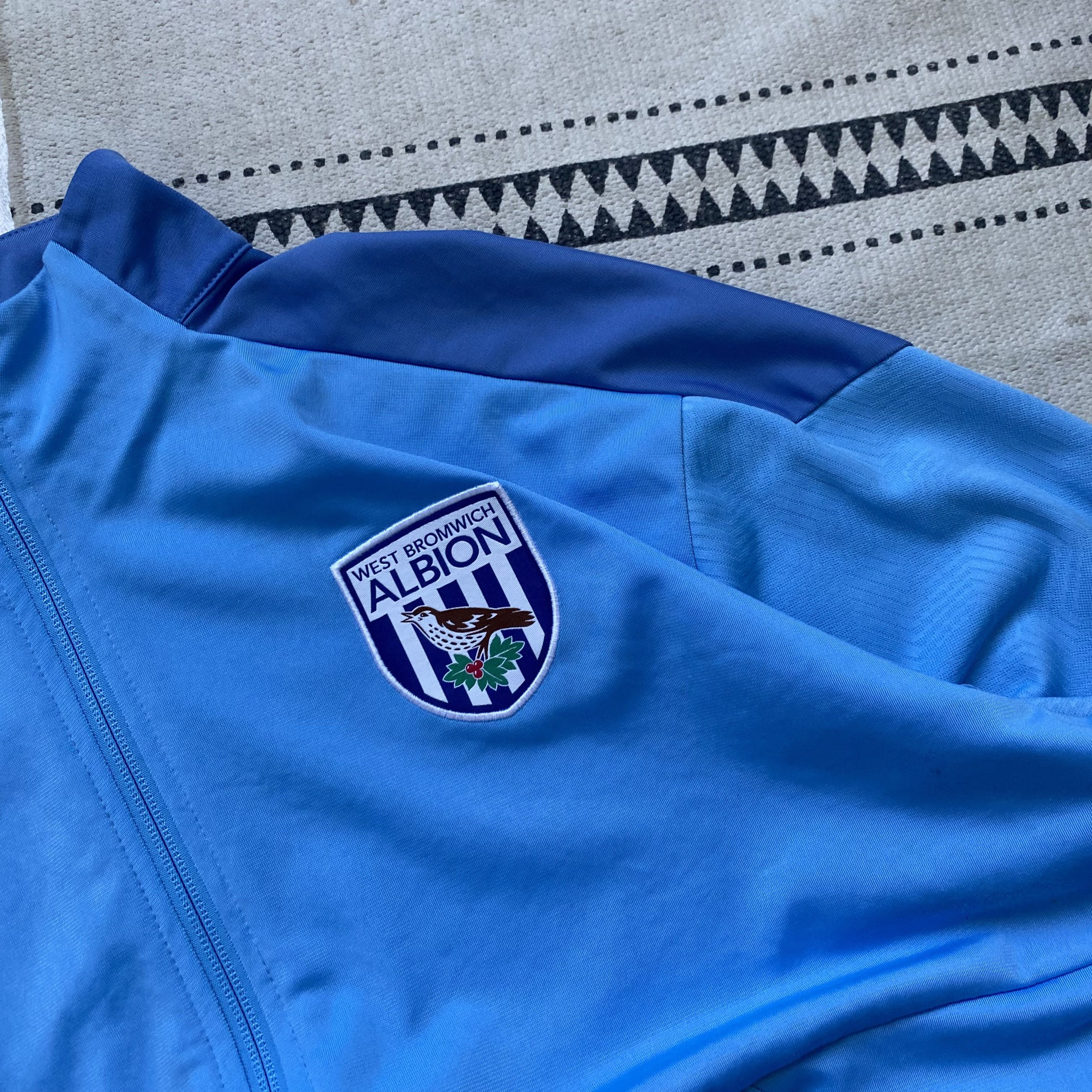 Puma Blockore Puma West Bromwich Albion Jersey track top Drill Size US L / EU 52-54 / 3 - 4 Thumbnail
