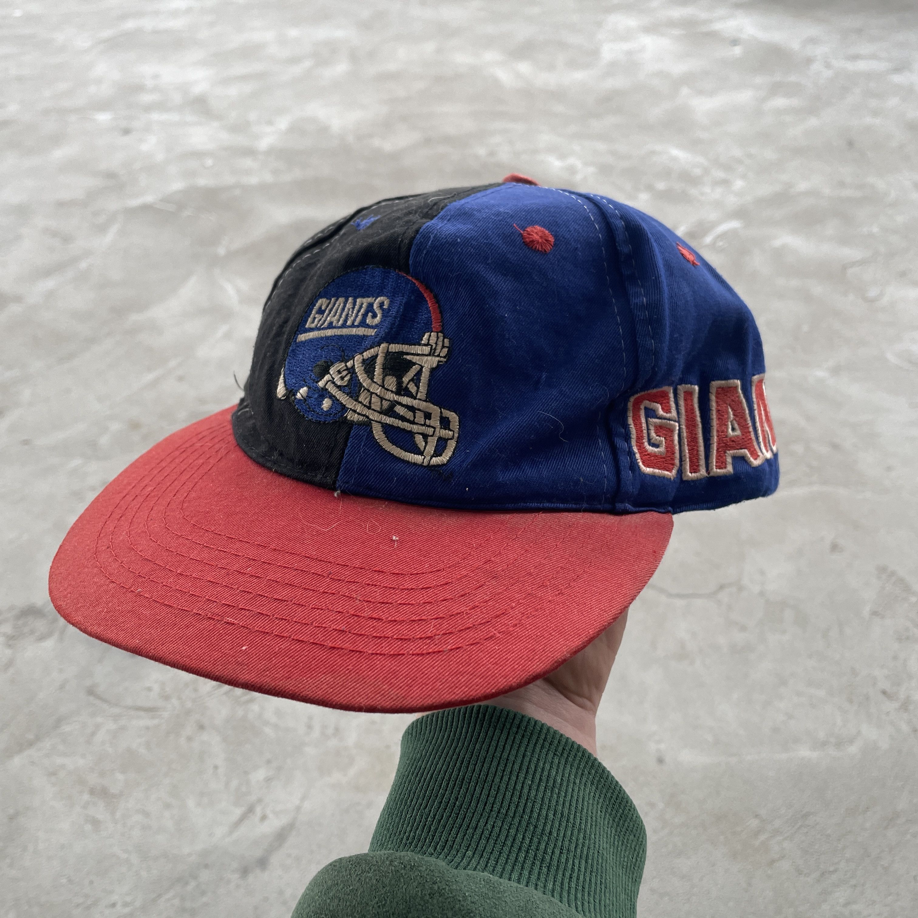 Vintage Vintage New York Giants Snapback Hat Helmet Two Tone NFL Size ONE SIZE - 1 Thumbnail