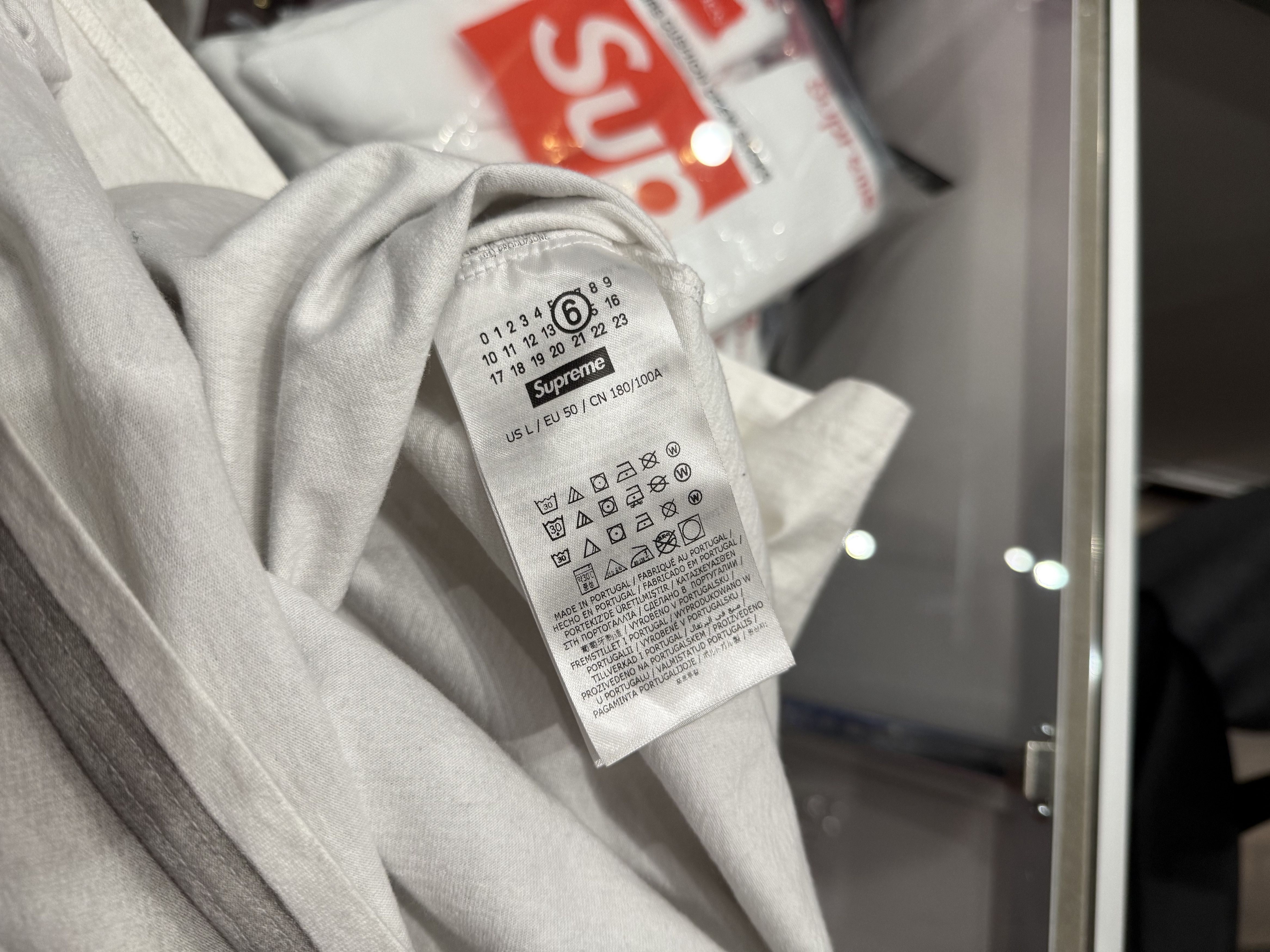 Supreme Supreme Maison Margiela Box Logo Size US L / EU 52-54 / 3 - 3 Thumbnail