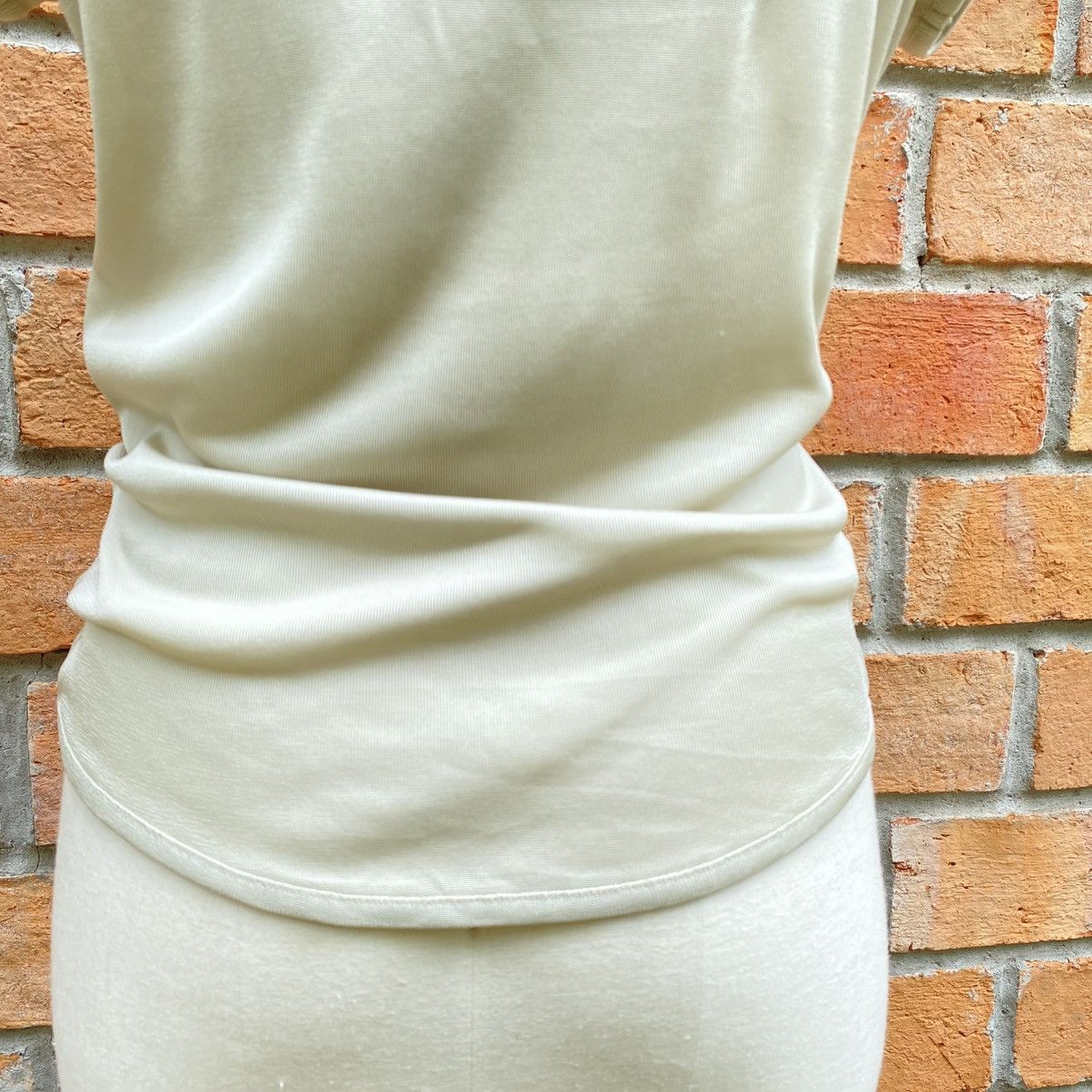 Yoshiyuki Konishi YOSHIYUKI KONISHI Soft Stretchy Fitted Tee – Beige Size M / US 6-8 / IT 42-44 - 16 Thumbnail