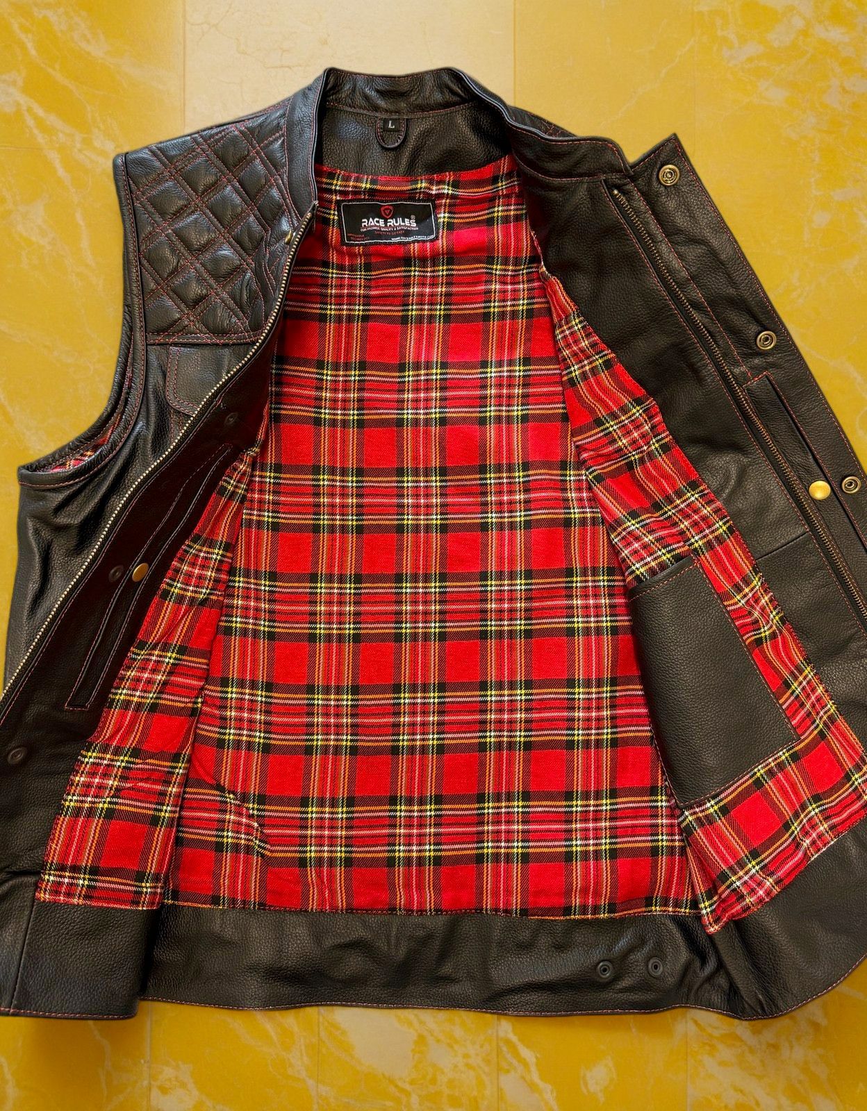 Genuine Leather × Harley Davidson × Vintage Daimond Quilted Leather Waistcoat Leather Vest Biker Club Size US XL / EU 56 / 4 - 2 Thumbnail