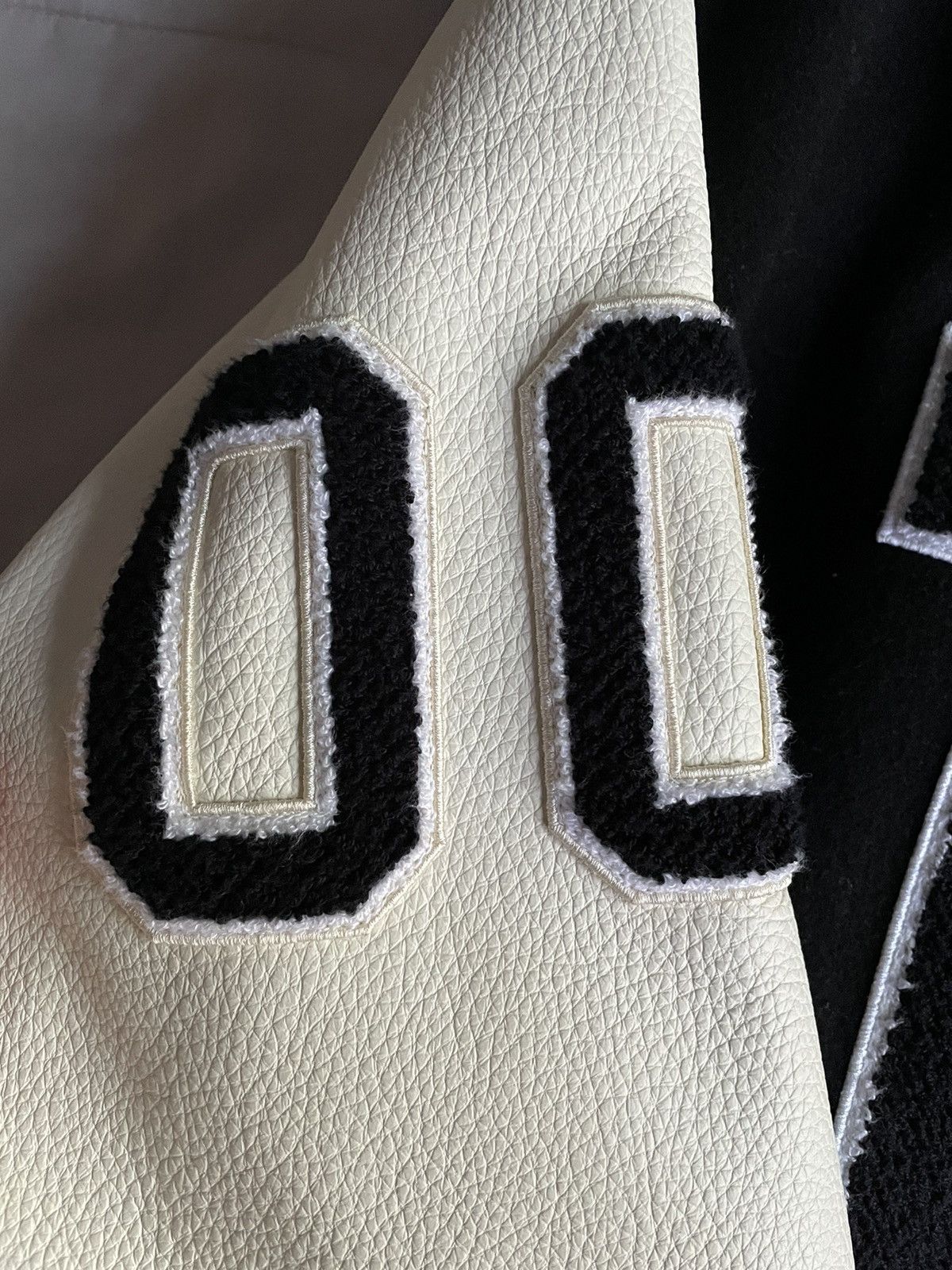Louis Vuitton Louis Vuitton MLK Dreaming Leather Varsity Jacket Size US XL / EU 56 / 4 - 6 Thumbnail