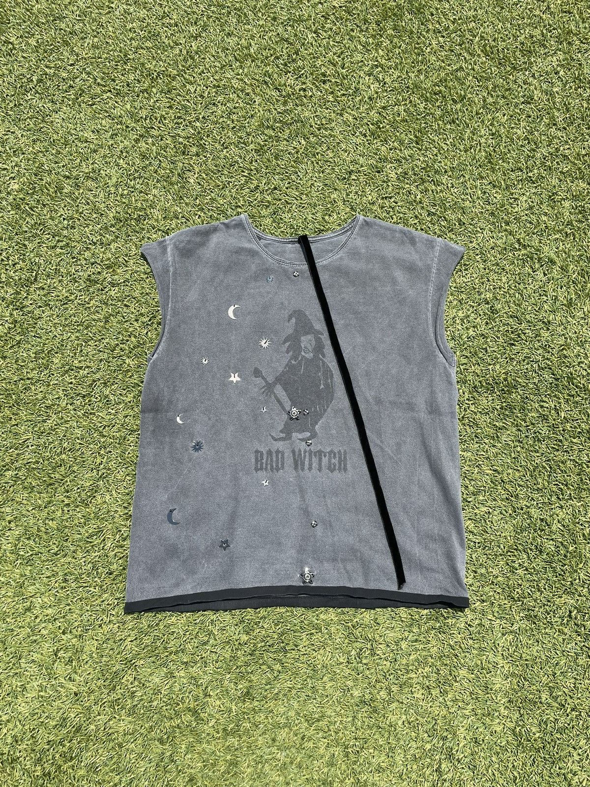 Undercover AW02 “Witch Cells Division” - Undercover T-Shirts Size US M / EU 48-50 / 2 - 10 Thumbnail