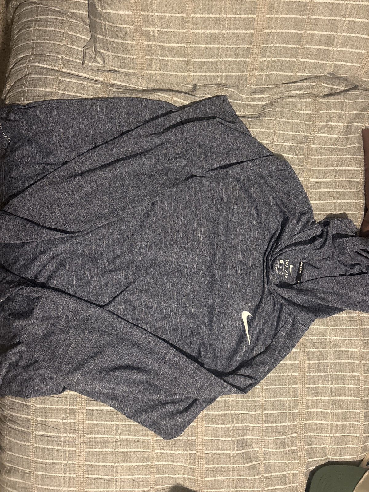 Nike Nike swim long sleeve hoodie Size US XL / EU 56 / 4 - 1 Thumbnail