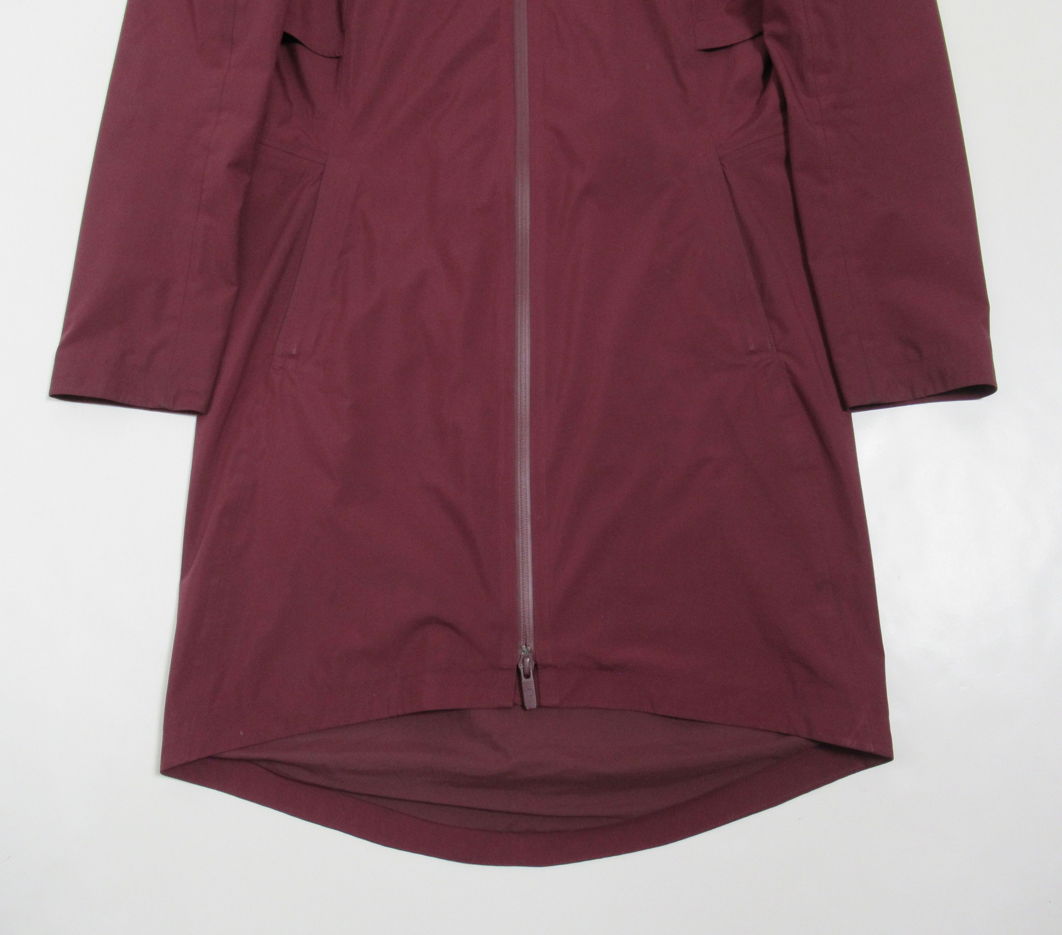 Lululemon Lululemon Women's Rain Rebel Jacket Deep Ruby Size 4 Size S / US 4 / IT 40 - 3 Thumbnail