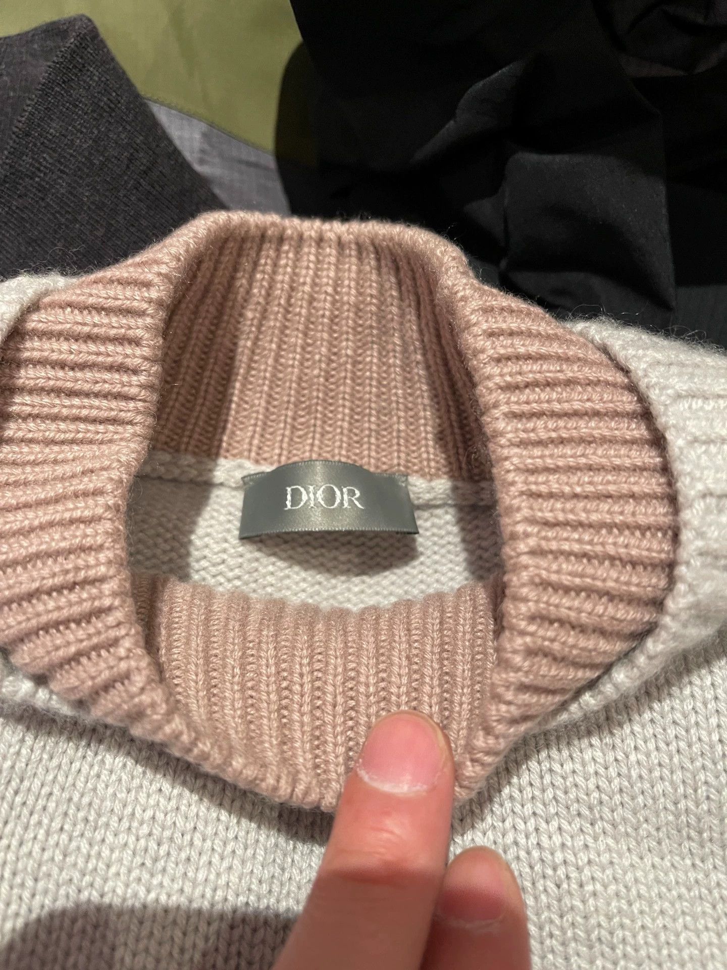 Dior Dior Cashmere Fake Two-Piece Sweater M Size US M / EU 48-50 / 2 - 4 Thumbnail