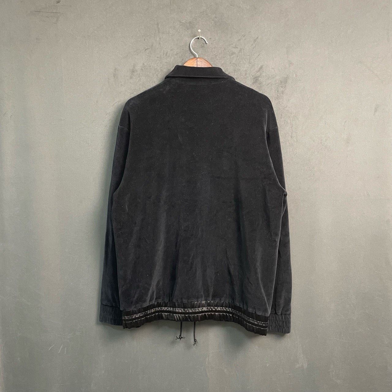 Gucci Gucci Black red and green velvet jacket 2501-Nextarrow Size US S / EU 44-46 / 1 - 2 Thumbnail