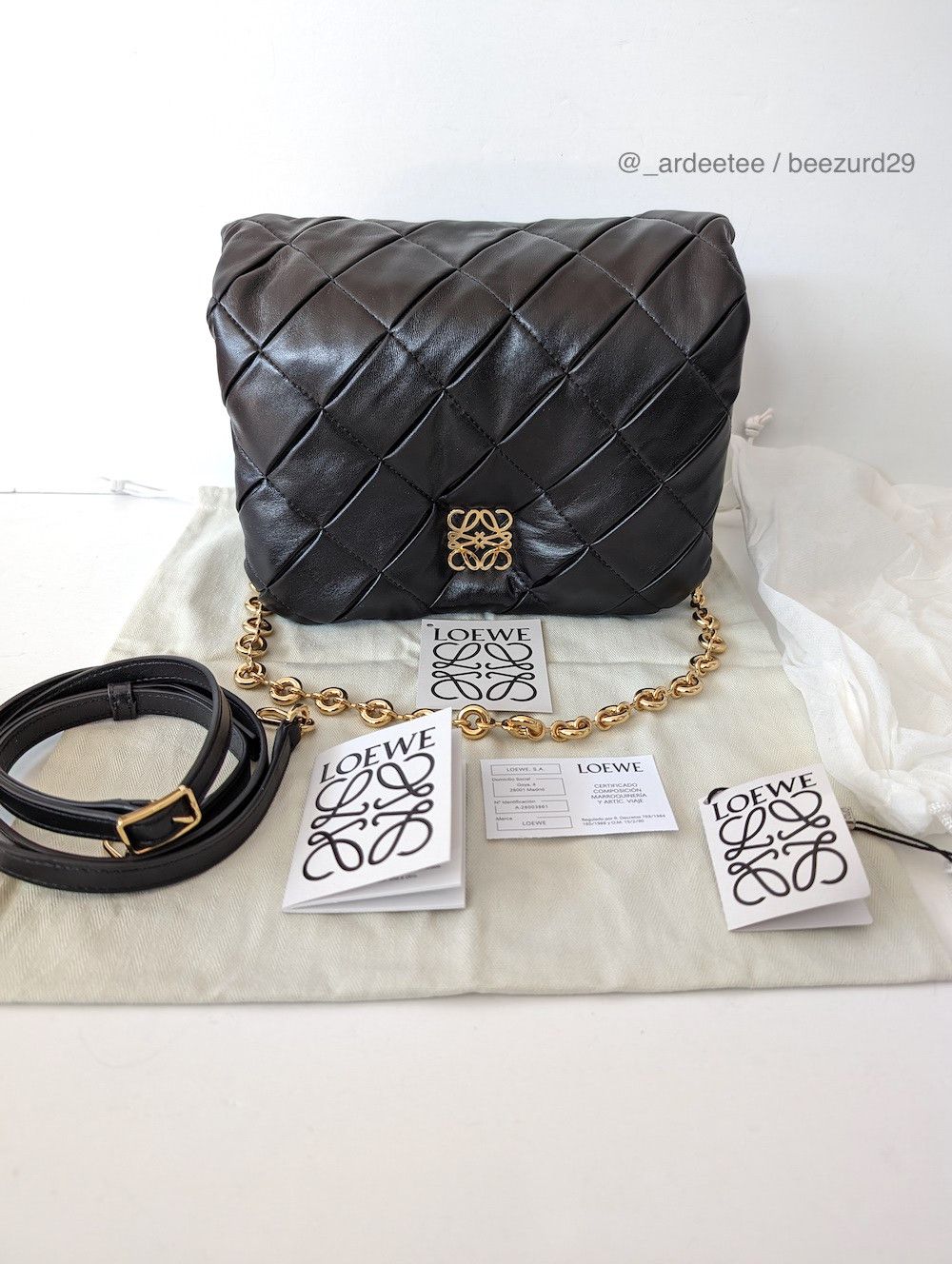 Loewe *NEW* GOYA LEATHER PUFFER PLEATED BAG BLACK $4,700 Size ONE SIZE - 6 Thumbnail