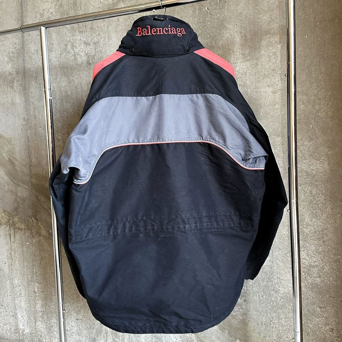 Balenciaga Runway FW17 Campaign C-Shape Swing Parka Size US M / EU 48-50 / 2 - 3 Thumbnail