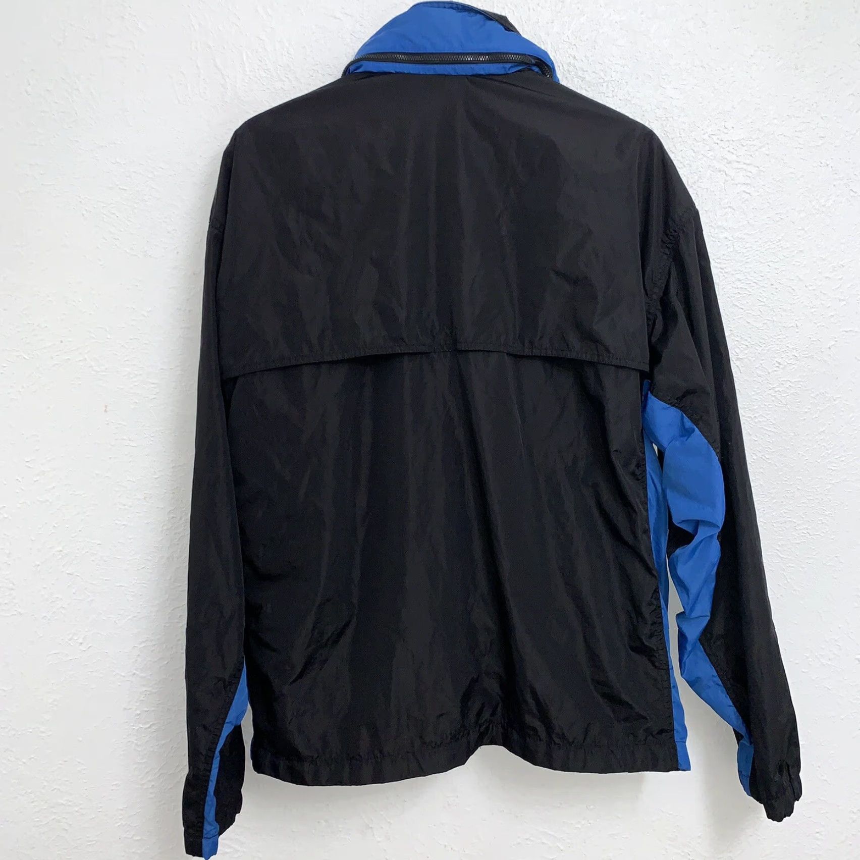 Nike VINTAGE Nike Windbreaker Jacket Mens Large Royal Blue Full Zip Embroidered Logo Nike Air 80s 90s Sportswear Streetwear Size US L / EU 52-54 / 3 - 2 Thumbnail
