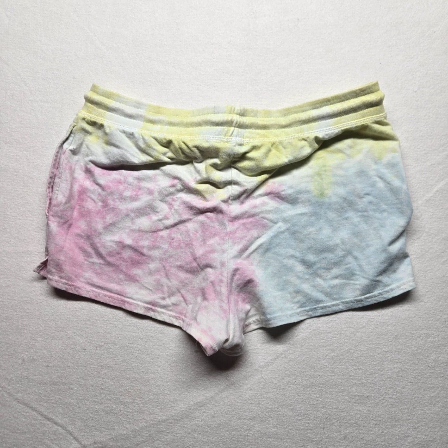 Pinko Lagaci Ladies Shorts Tie Dye Drawstring Multicolor XL Casual Short Pants Women's Modern Ladies Hers Beachwear Size 36" / US 14 / IT 50 - 8 Thumbnail
