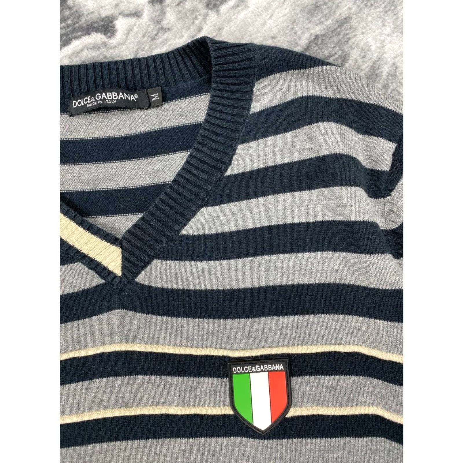 Dolce & Gabbana VINTAGE Dolce&Gabbana Sweater DG Logo V-Neck Men Size M Wool Knit Blue Gray Pullover Fall Winter Casual Mens Size US M / EU 48-50 / 2 - 4 Thumbnail