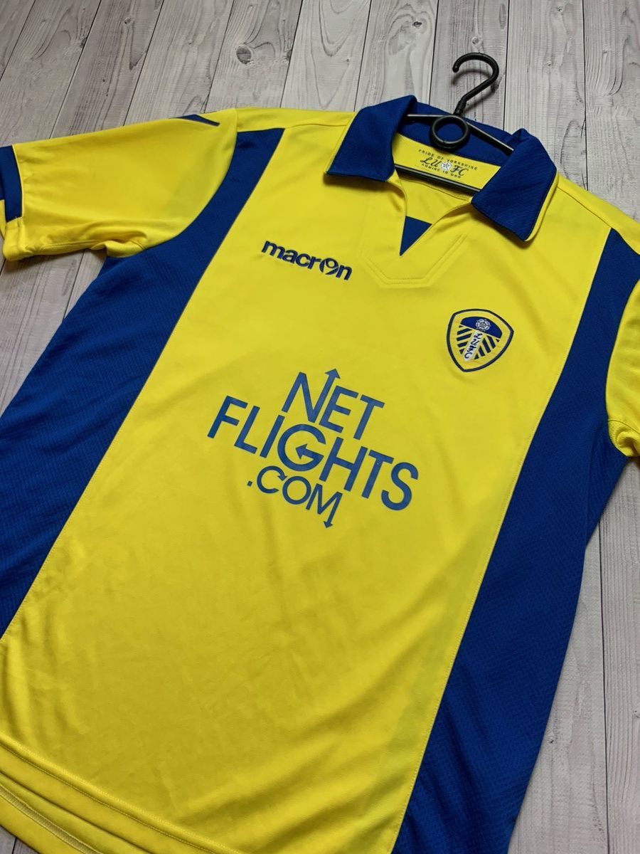 Other Leeds united vintage soccer jerseys Size M Size US M / EU 48-50 / 2 - 3 Thumbnail