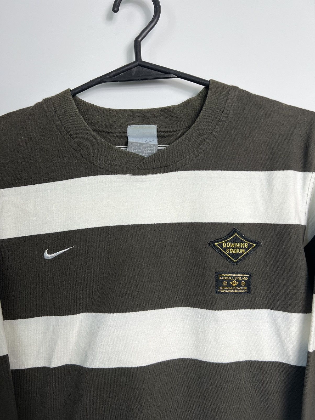Disney Sweatshirt Nike Downing Stadium vintage y2k 00’s Size US S / EU 44-46 / 1 - 2 Thumbnail