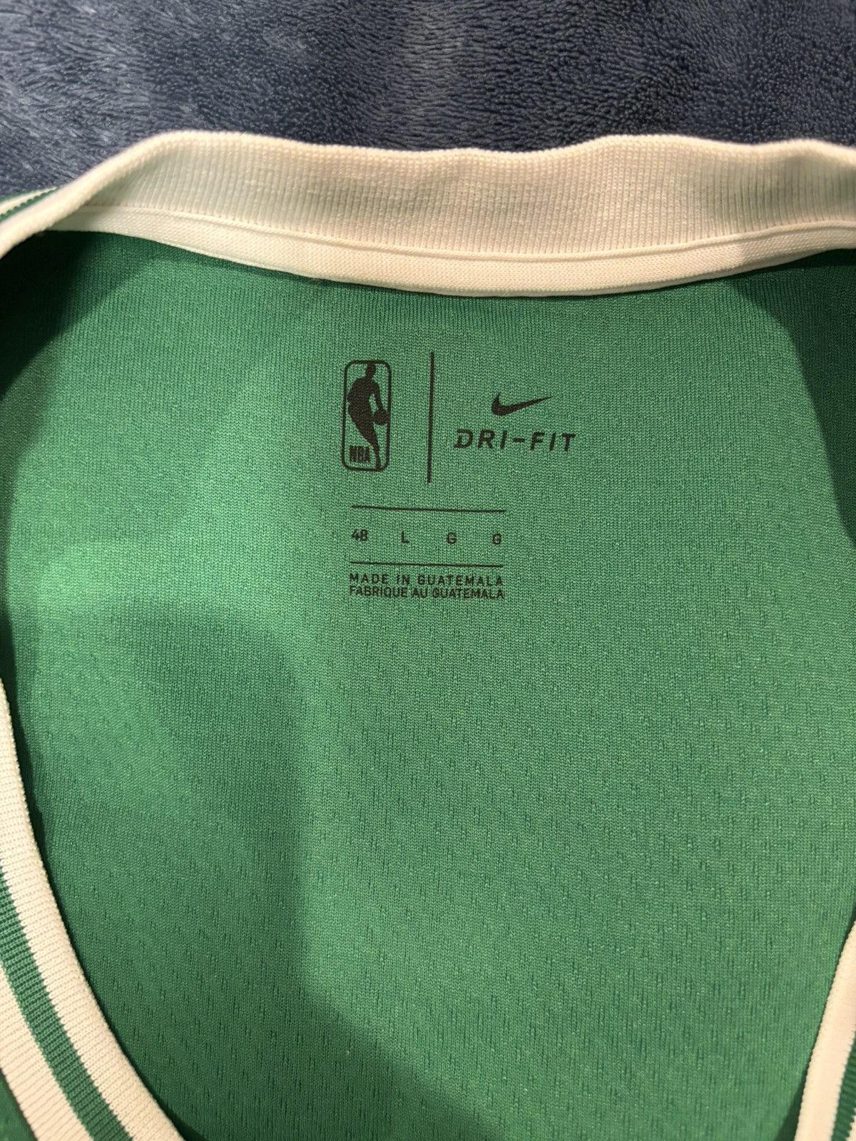 Nike Nike Boston Celtics Jayson Tatum Jersey Size Large Size US L / EU 52-54 / 3 - 3 Thumbnail