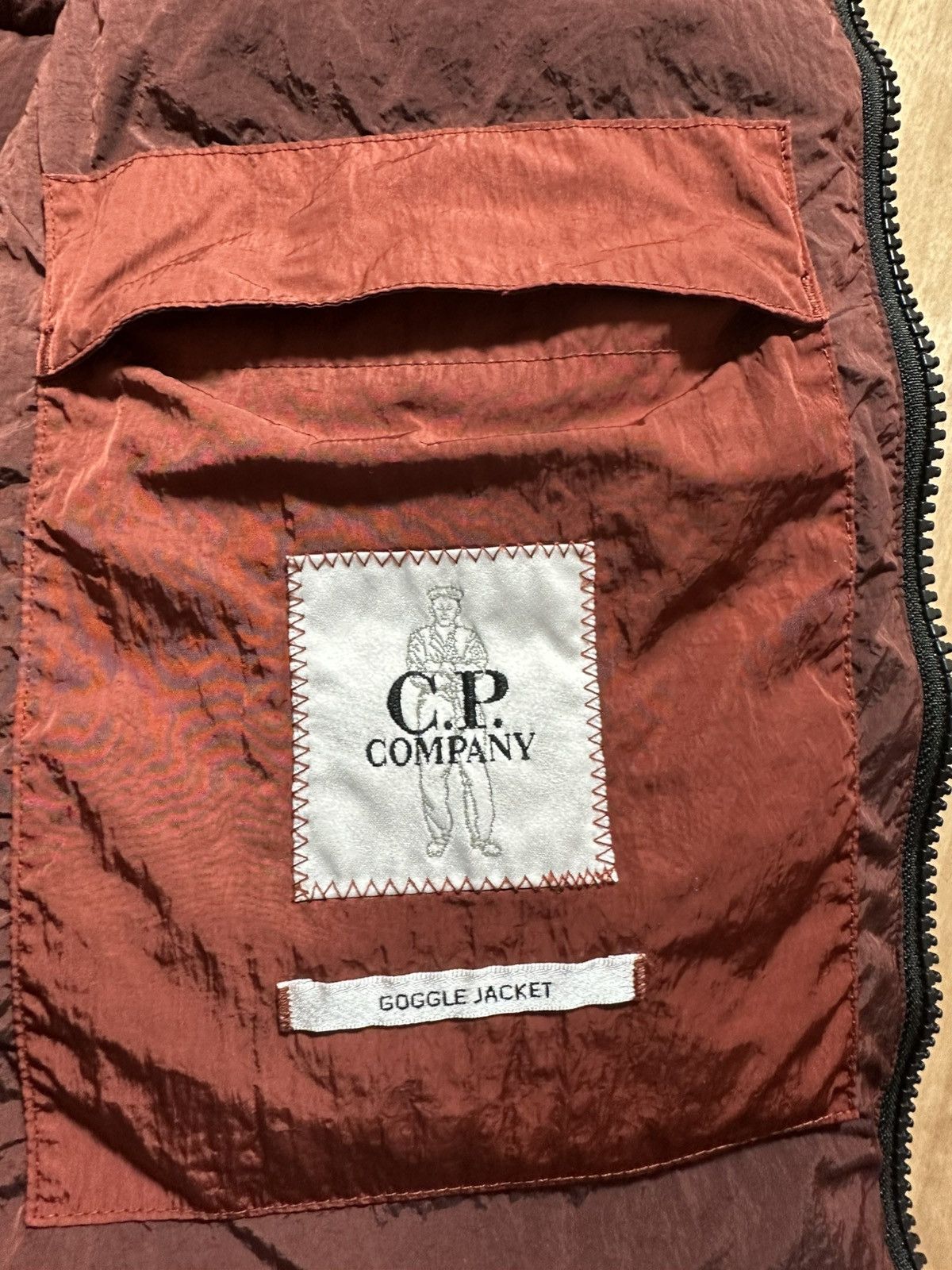 C.P. Company C.P. Company Hooded Down Goggle Jacket Cherry Red Size 46(S) Size US S / EU 44-46 / 1 - 13 Thumbnail