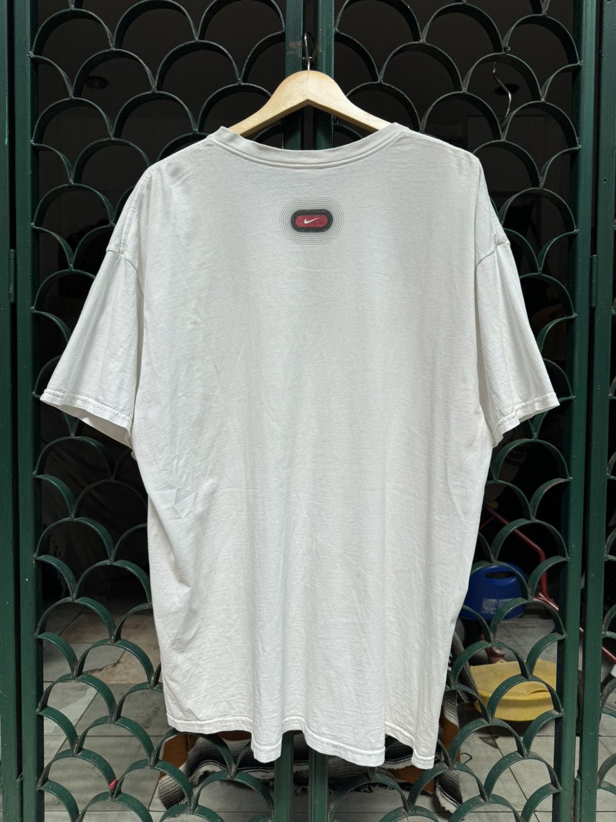 Nike Vintage Nike 00's T-shirt Size US XXL / EU 58 / 5 - 2 Thumbnail
