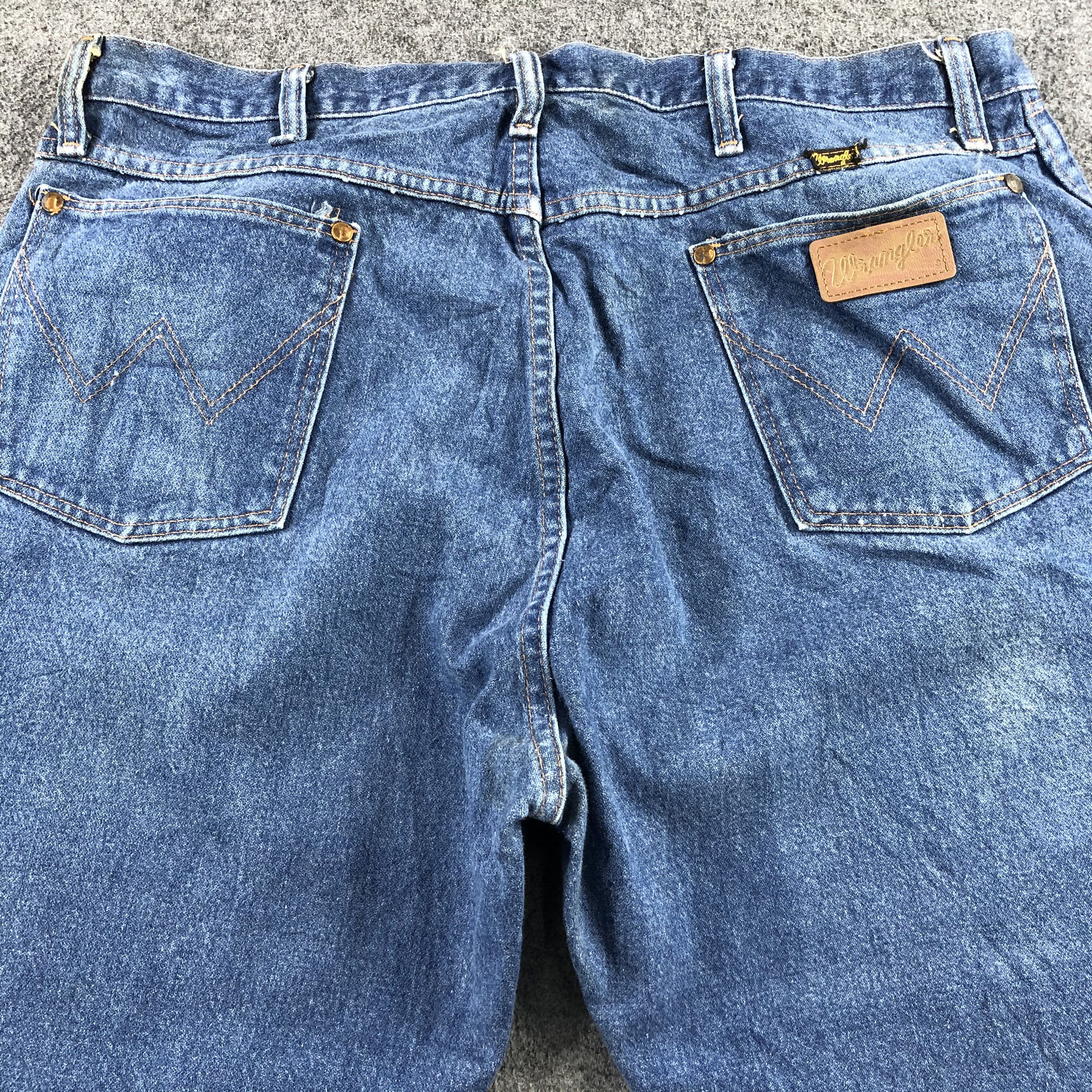 Vintage Vintage Blue Wash Wrangler Jeans-J2426 Size US 38 / EU 54 - 4 Thumbnail