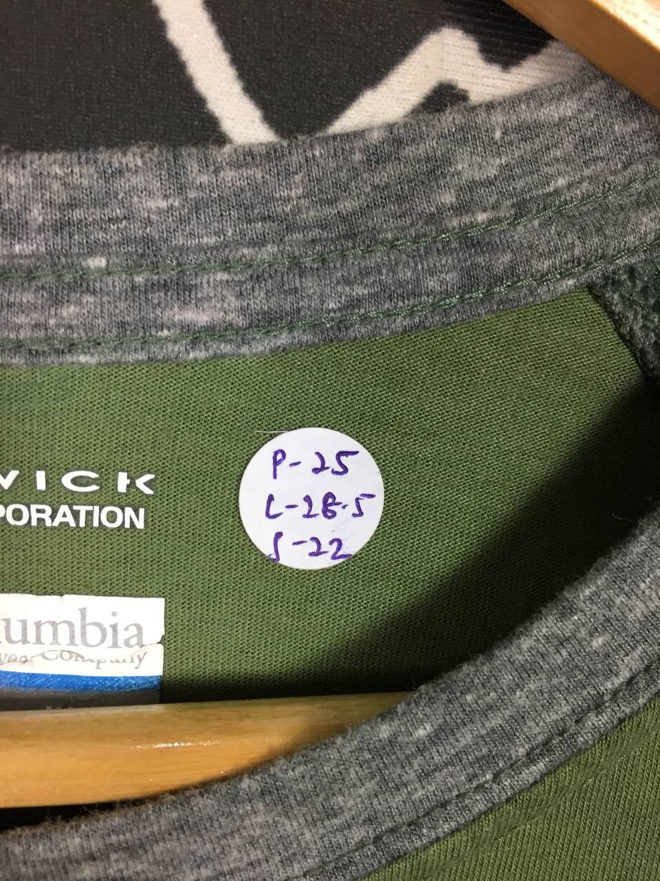 Columbia × Vintage Columbia Sportswear Company Omni-Wick Raglan Tee Size US XL / EU 56 / 4 - 11 Thumbnail