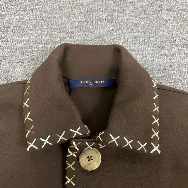 Louis Vuitton Louis Vuitton brown jacket 2505-Nextarrow Size US XS / EU 42 / 0 - 6 Thumbnail