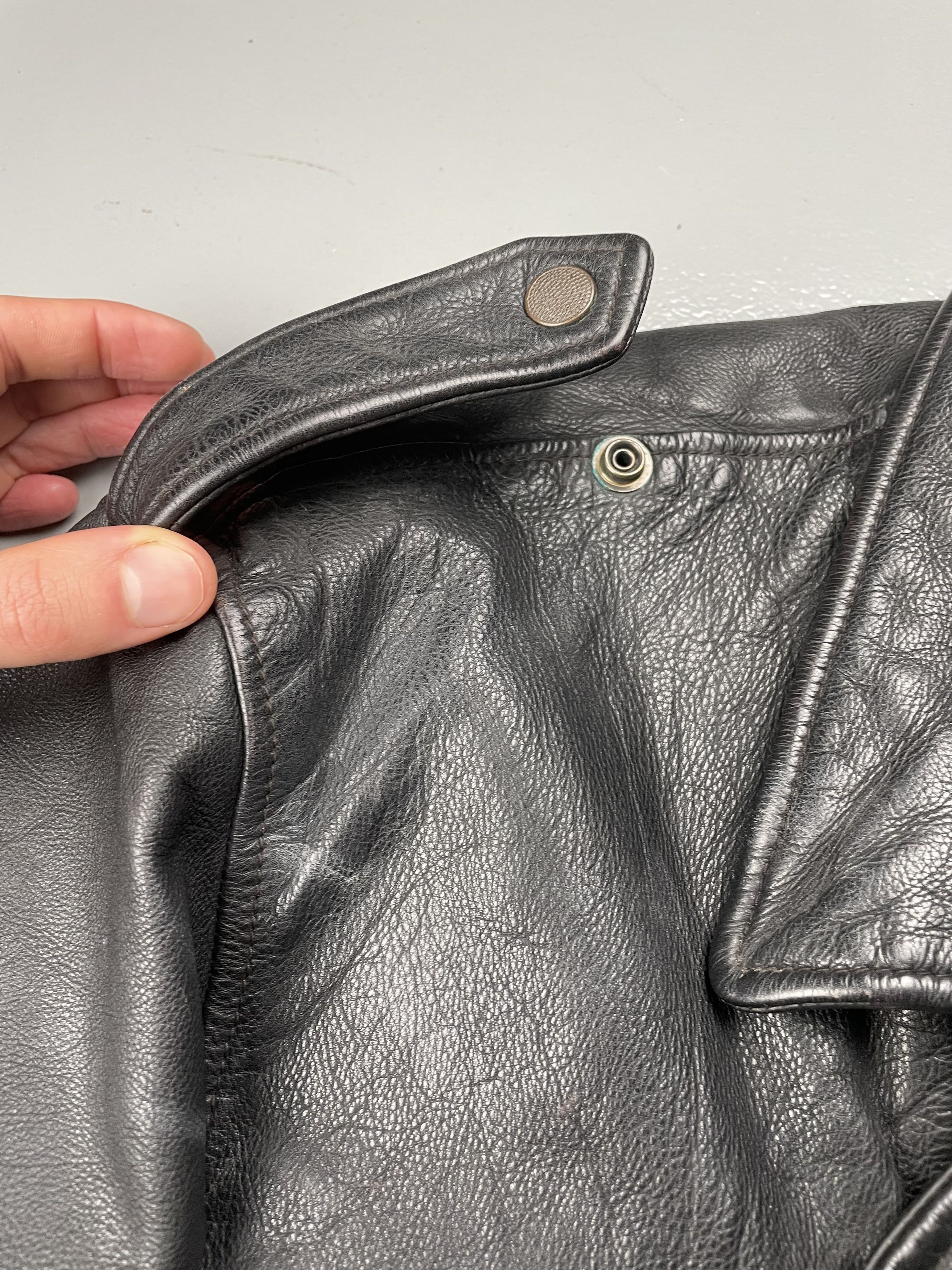 Emporio Armani vintage Emporio Armani 1990's biker Stone Leather jacket Size US L / EU 52-54 / 3 - 8 Thumbnail