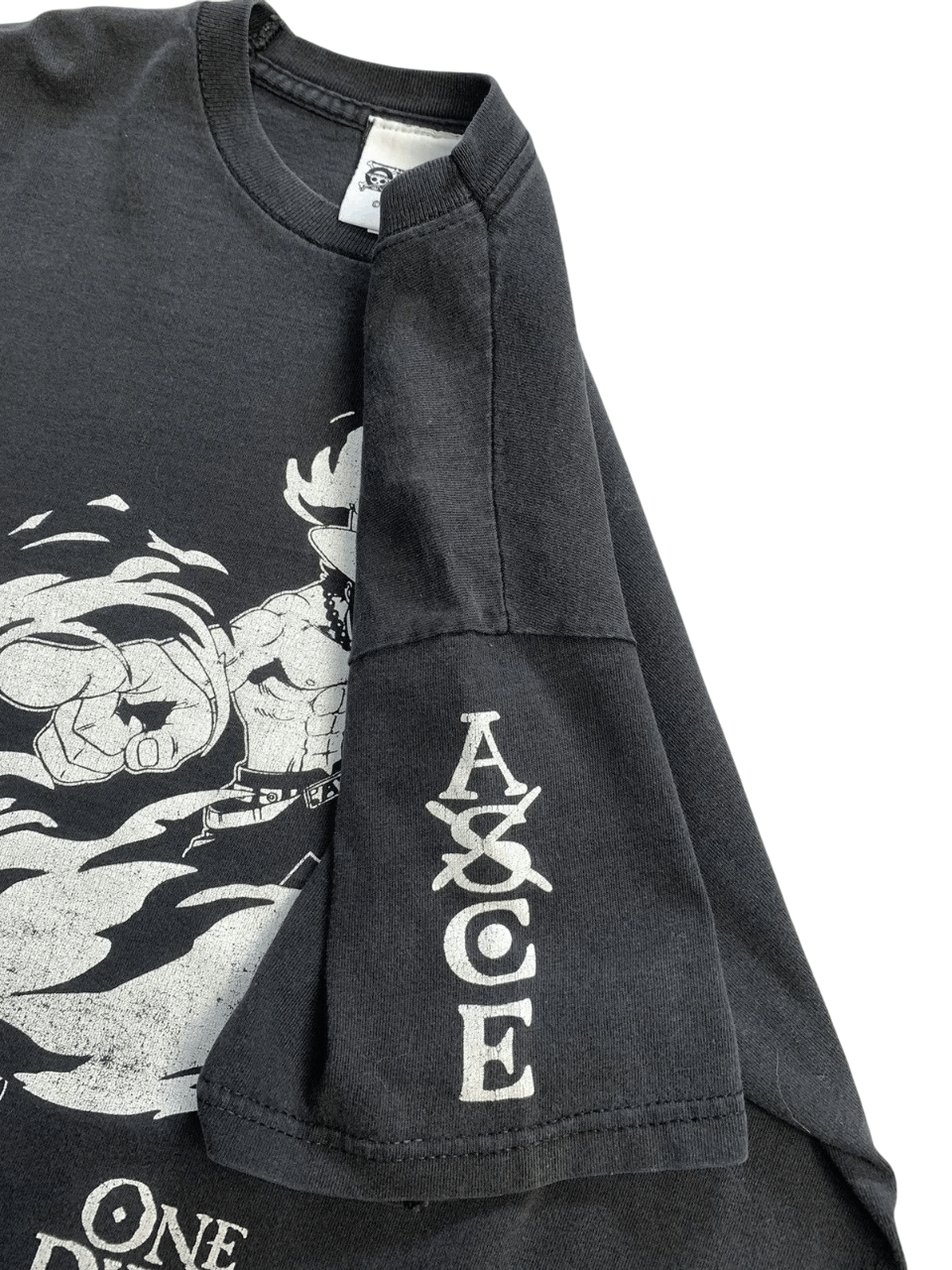 Band Tees Vintage One Pice 90s Tee Bootleg Anime T-shirt Size US M / EU 48-50 / 2 - 9 Thumbnail