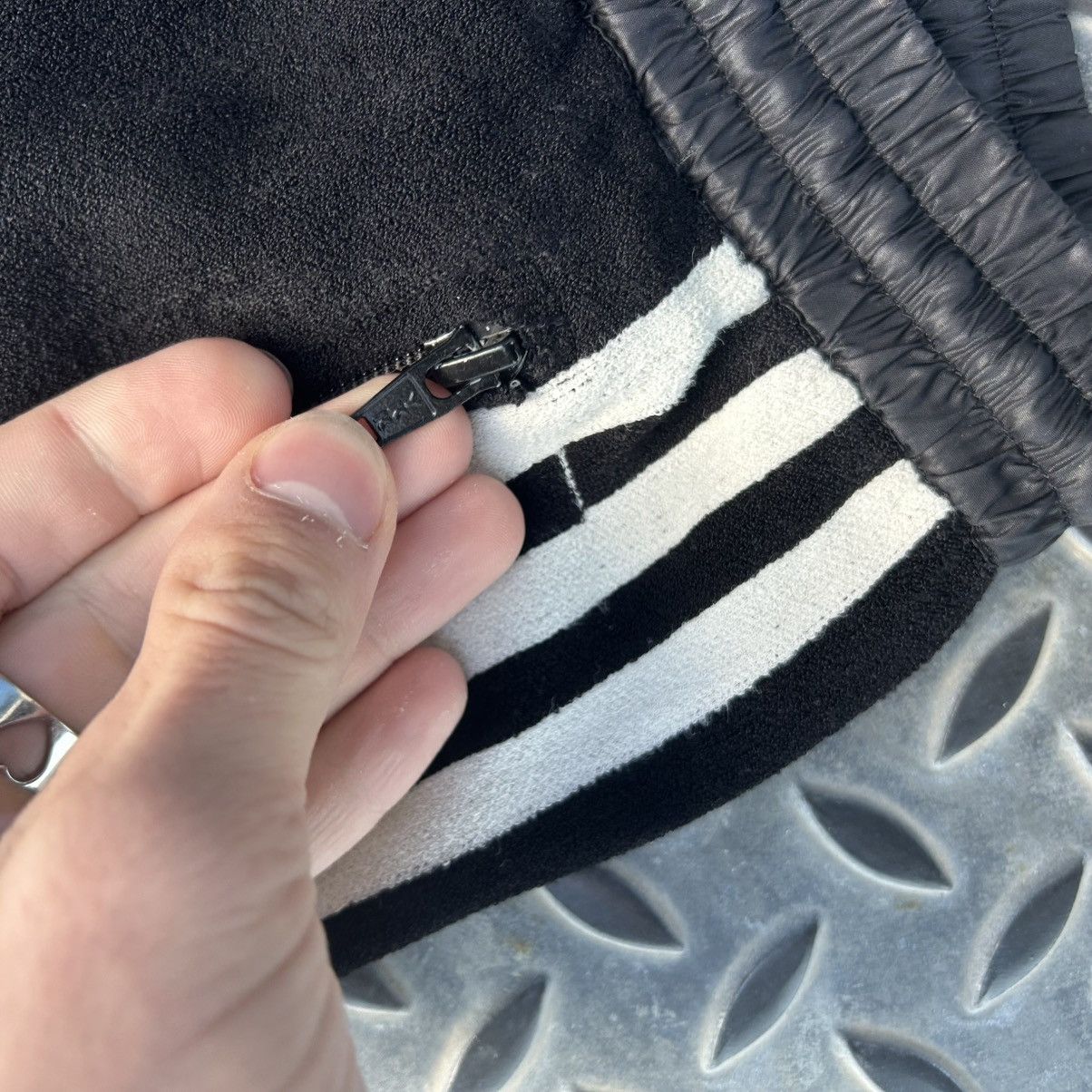 Yohji Yamamoto Adidas x yohji yamamoto Y-3 2019 Size 30" / US 8 / IT 44 - 11 Thumbnail