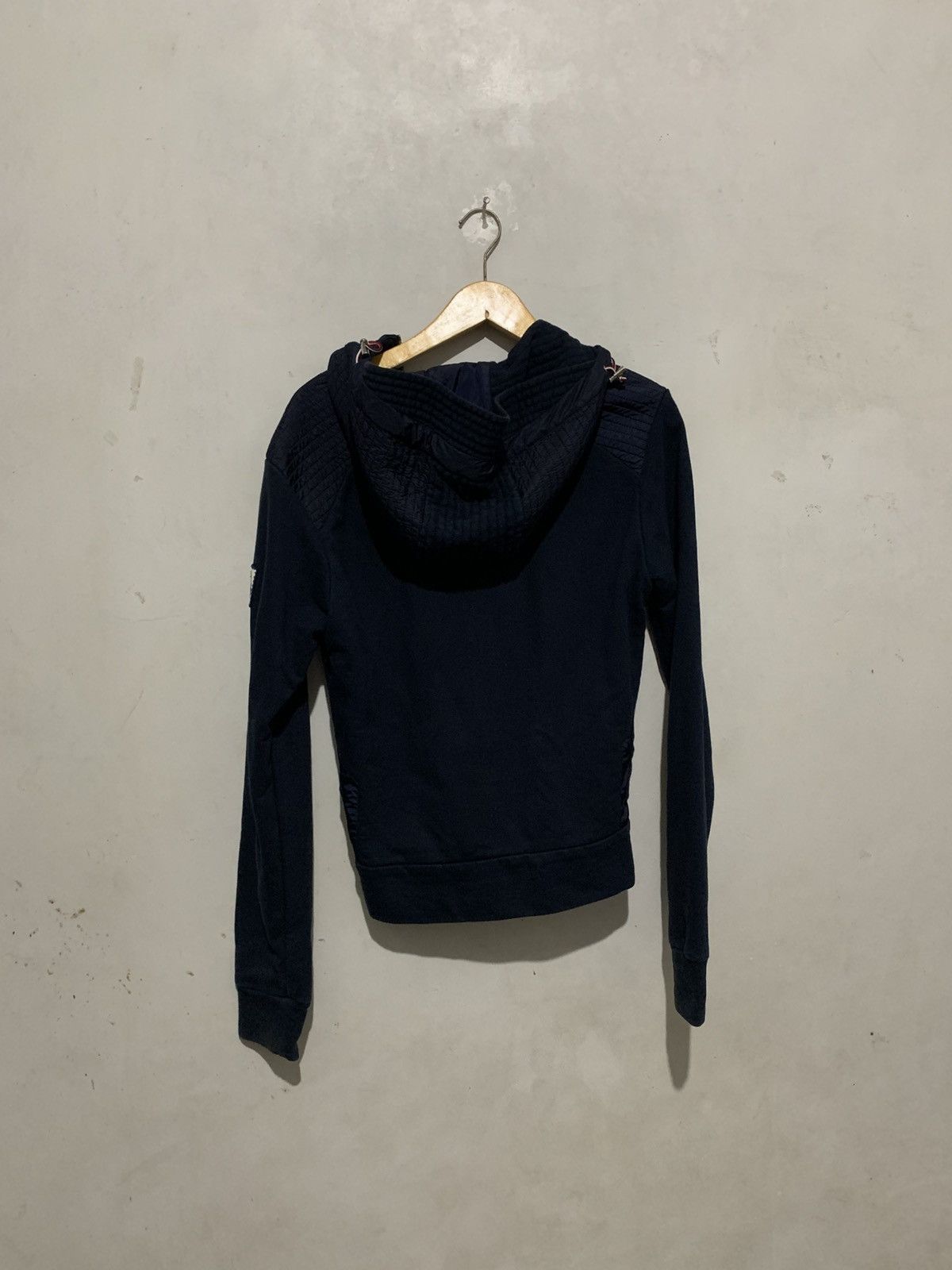 Moncler Jacket Hoodie Moncler Gamme Bleu Vintage Second Original M Size US M / EU 48-50 / 2 - 7 Thumbnail