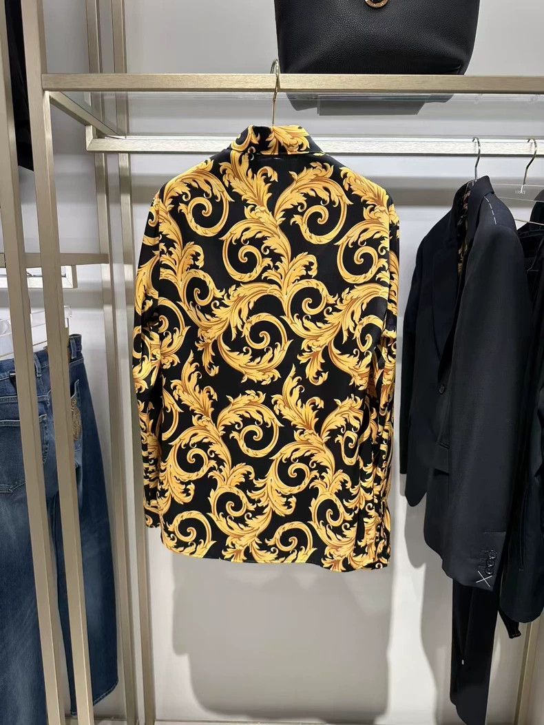 Versace Versace Men's silk short-sleeved shirt Size US M / EU 48-50 / 2 - 3 Thumbnail