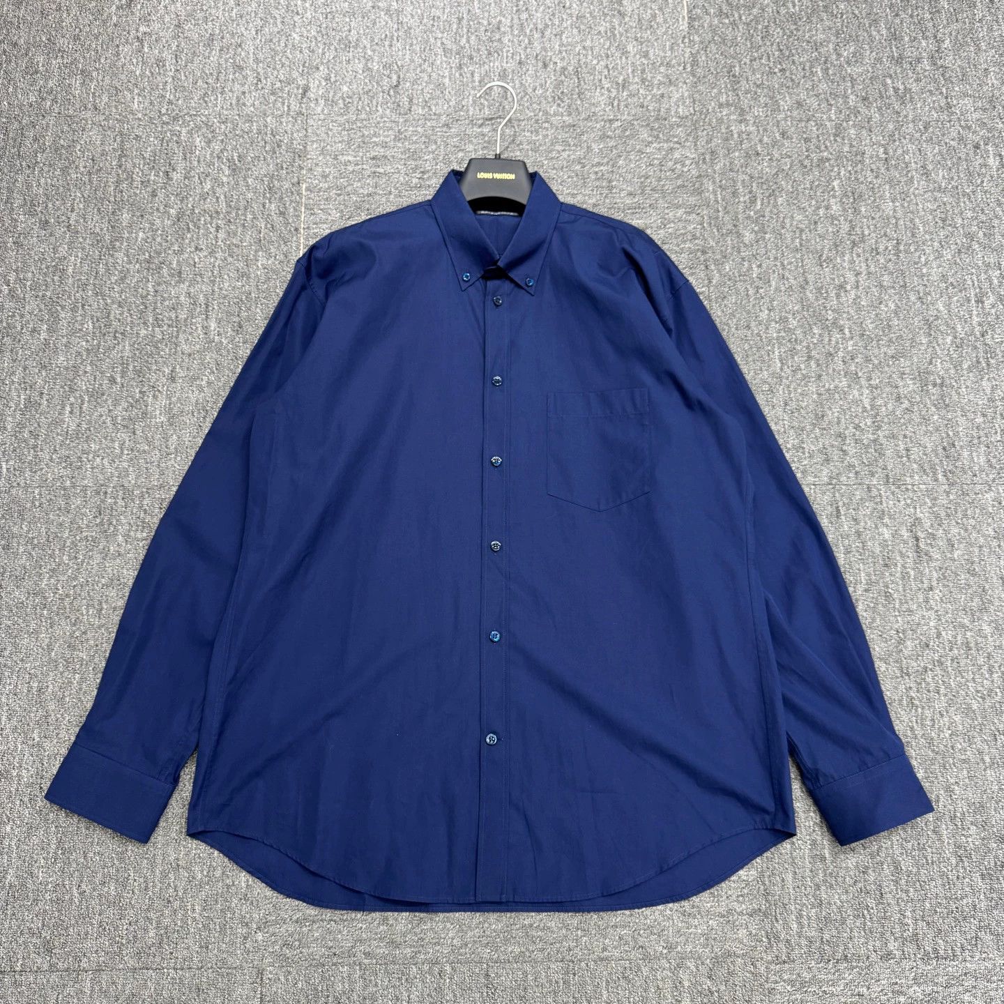 Balenciaga Balenciaga Solid Shirt 38 99 MINT Size US XXS / EU 40 - 1 Thumbnail