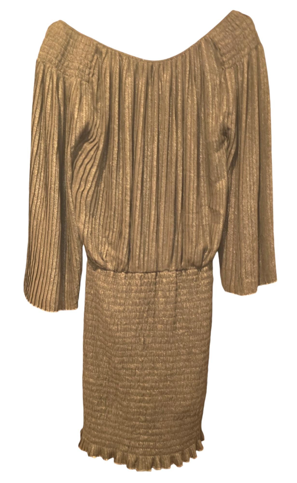 Designer Elegant Black Pleated Dress with Dramatic Sleeves Size M / US 6-8 / IT 42-44 - 2 Thumbnail