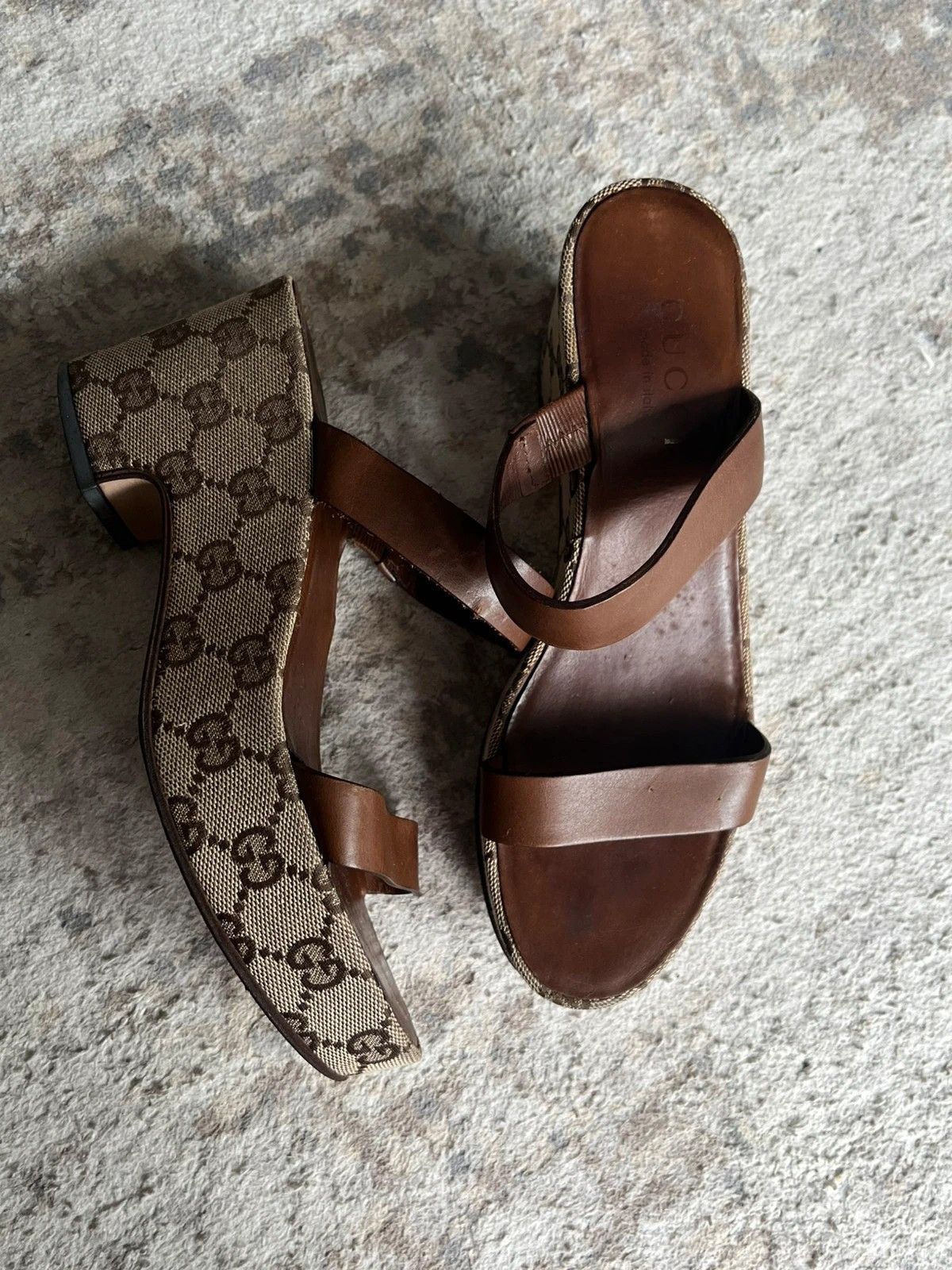 Gucci Gucci Sandals Sz US 5.5 EUR 35.5 2000s Monogram Leather Size US 5.5 / IT 35.5 - 5 Thumbnail