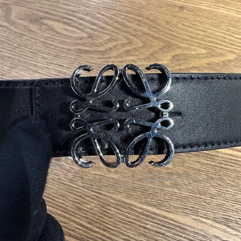 Loewe Loewe size 30 Smooth Buckle Leather Logo Belt Size ONE SIZE - 2 Thumbnail