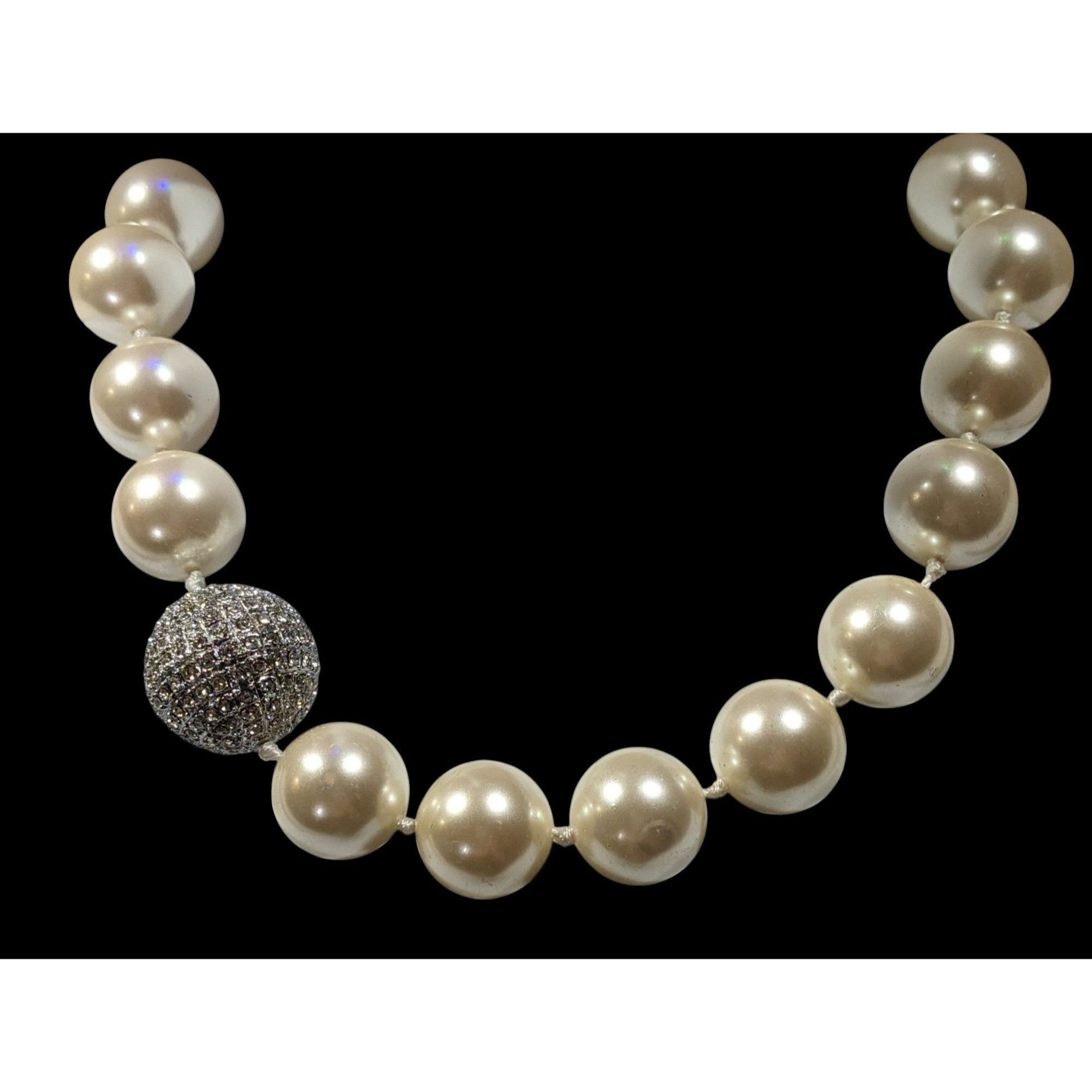 Other Vintage Glam Chunky Faux Pearl Necklace With Rhinestone Bead Size ONE SIZE - 4 Thumbnail