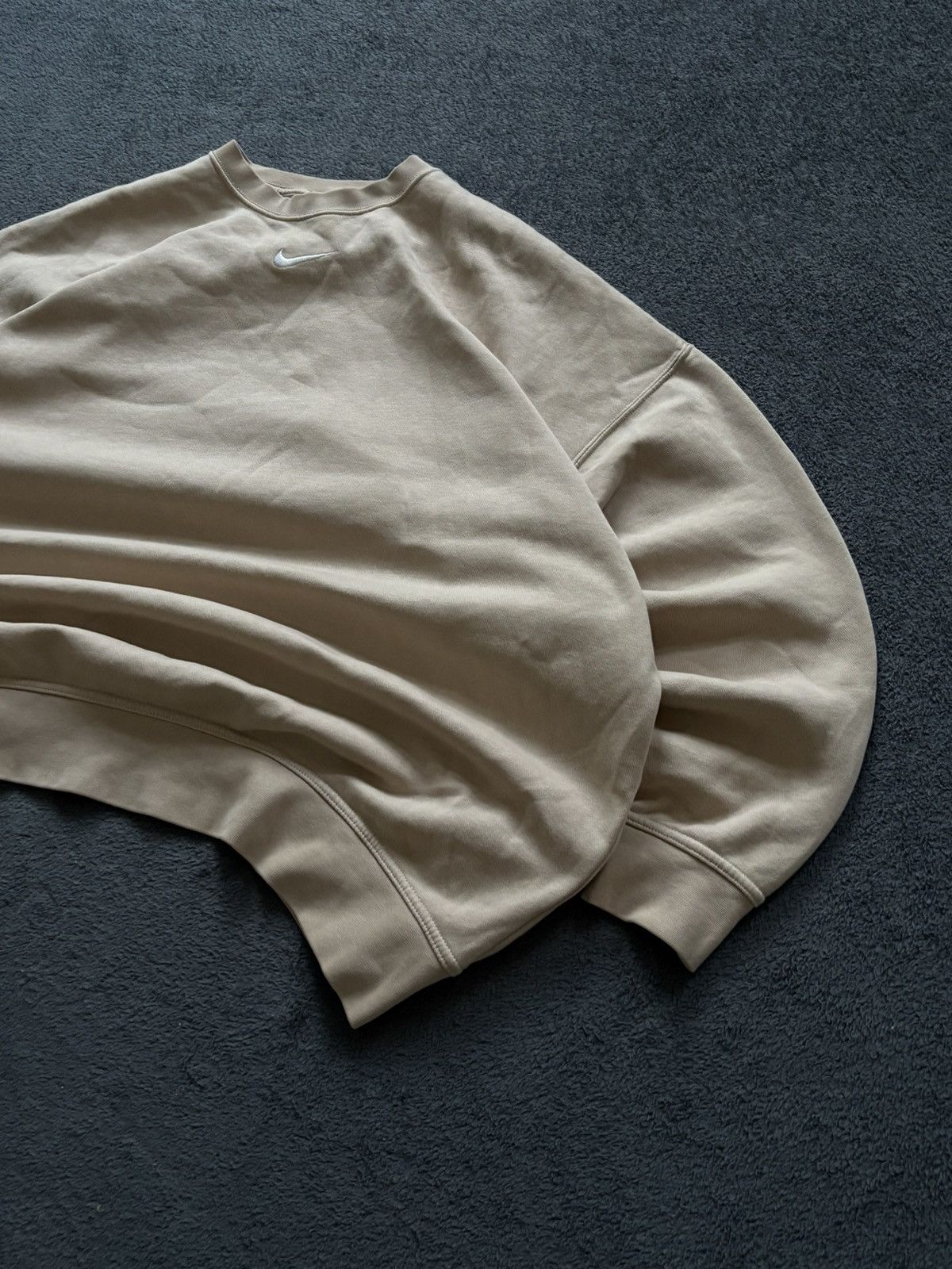 Nike 00s Nike Vintage Oversized Sweatshirt Boxy Fit Centre Swoosh Size US S / EU 44-46 / 1 - 3 Thumbnail